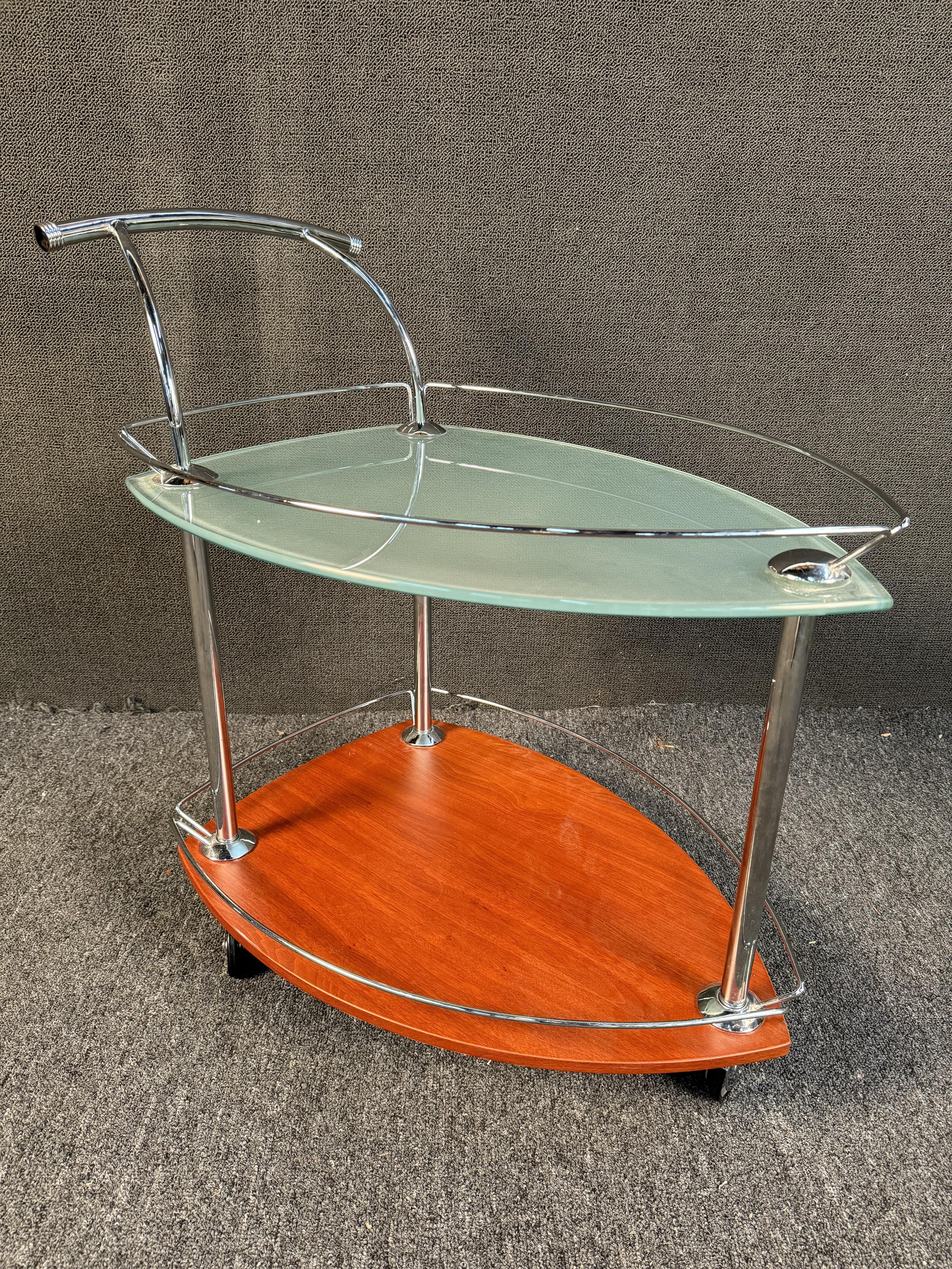 Stylish Tempered Glass Bar Cart 4