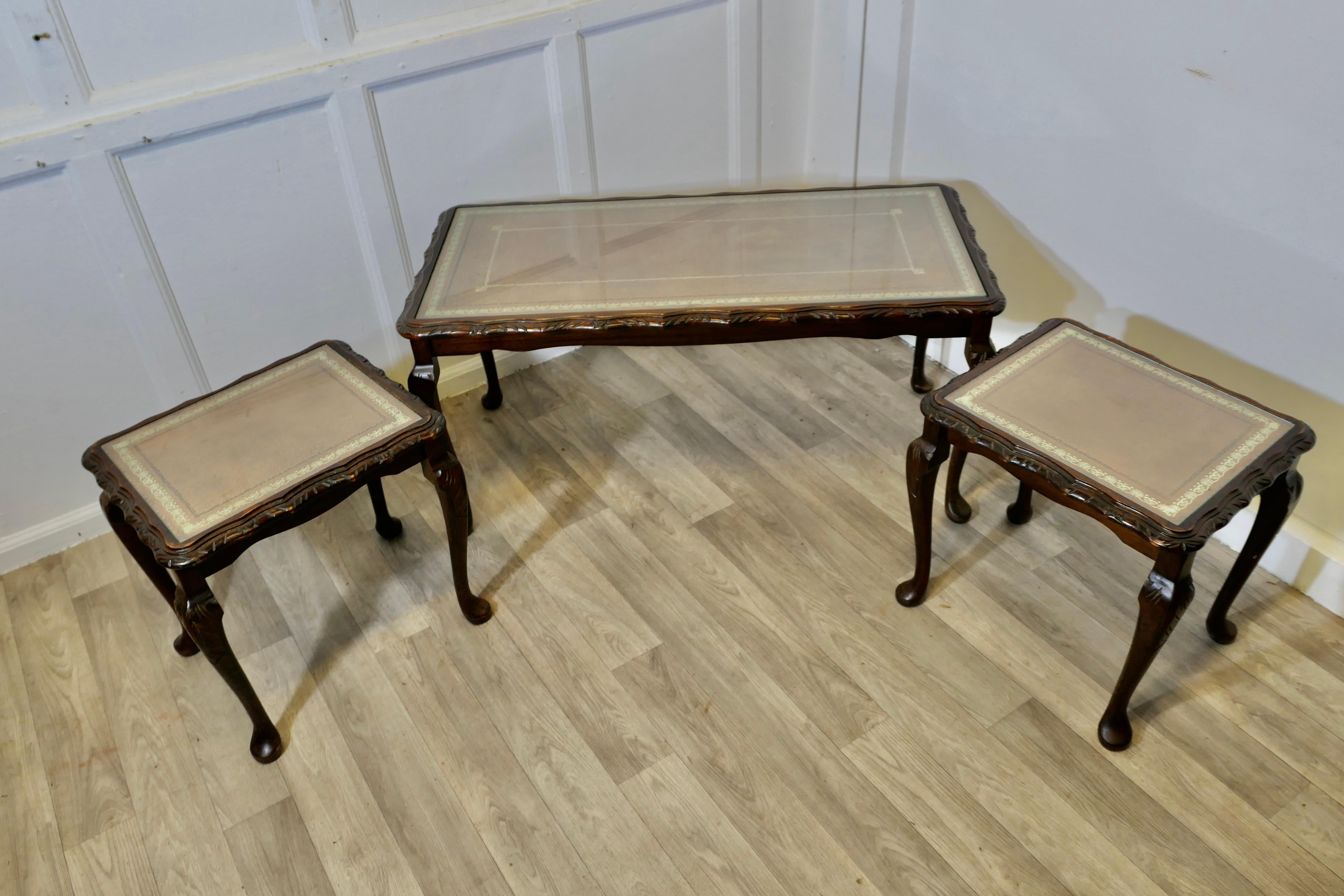 Style Adam Tables gigognes vintage des années 1950 en vente