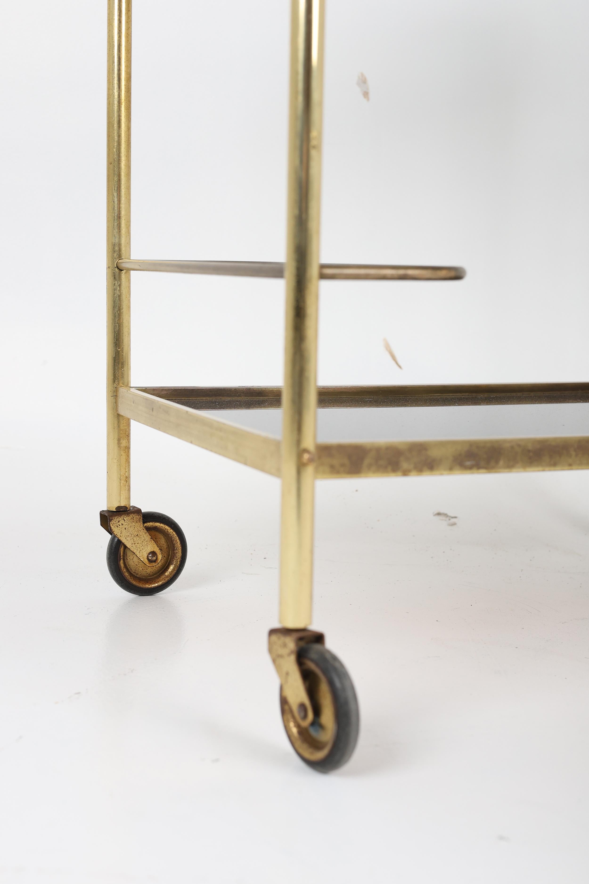 Stylish Vintage Brass and Black Glass Drinks Trolley For Sale 7