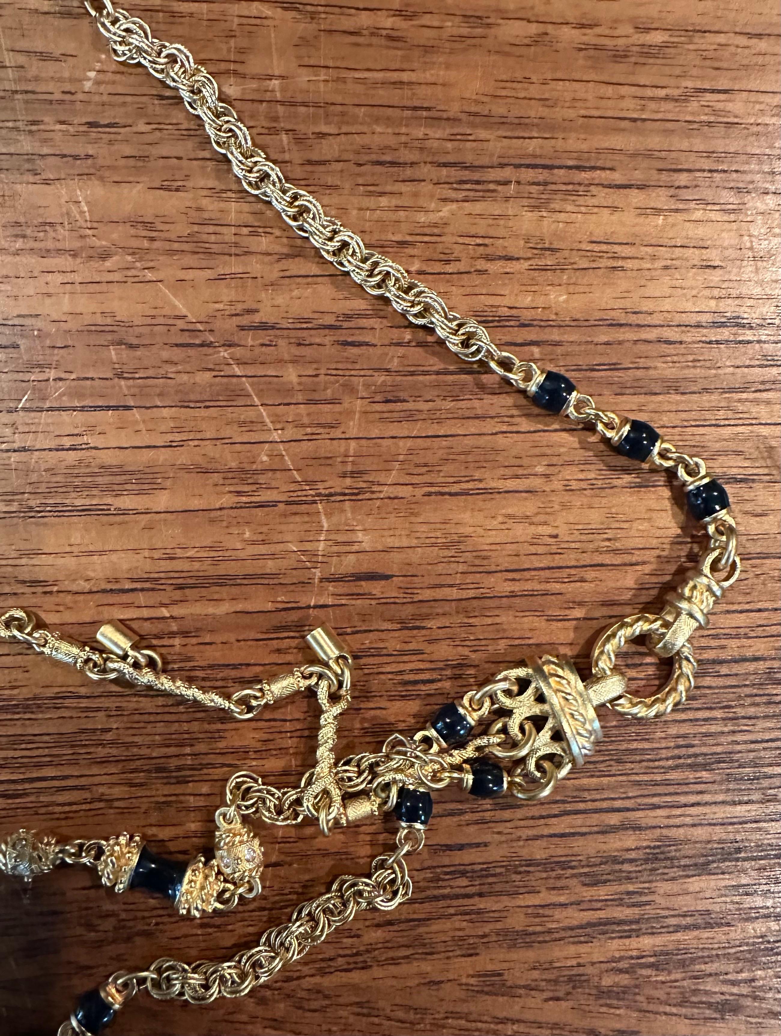 Stilvolle Vintage gebürstet Gold Triple Strand Gürtel mit Swivel Clip von St. John im Angebot 7