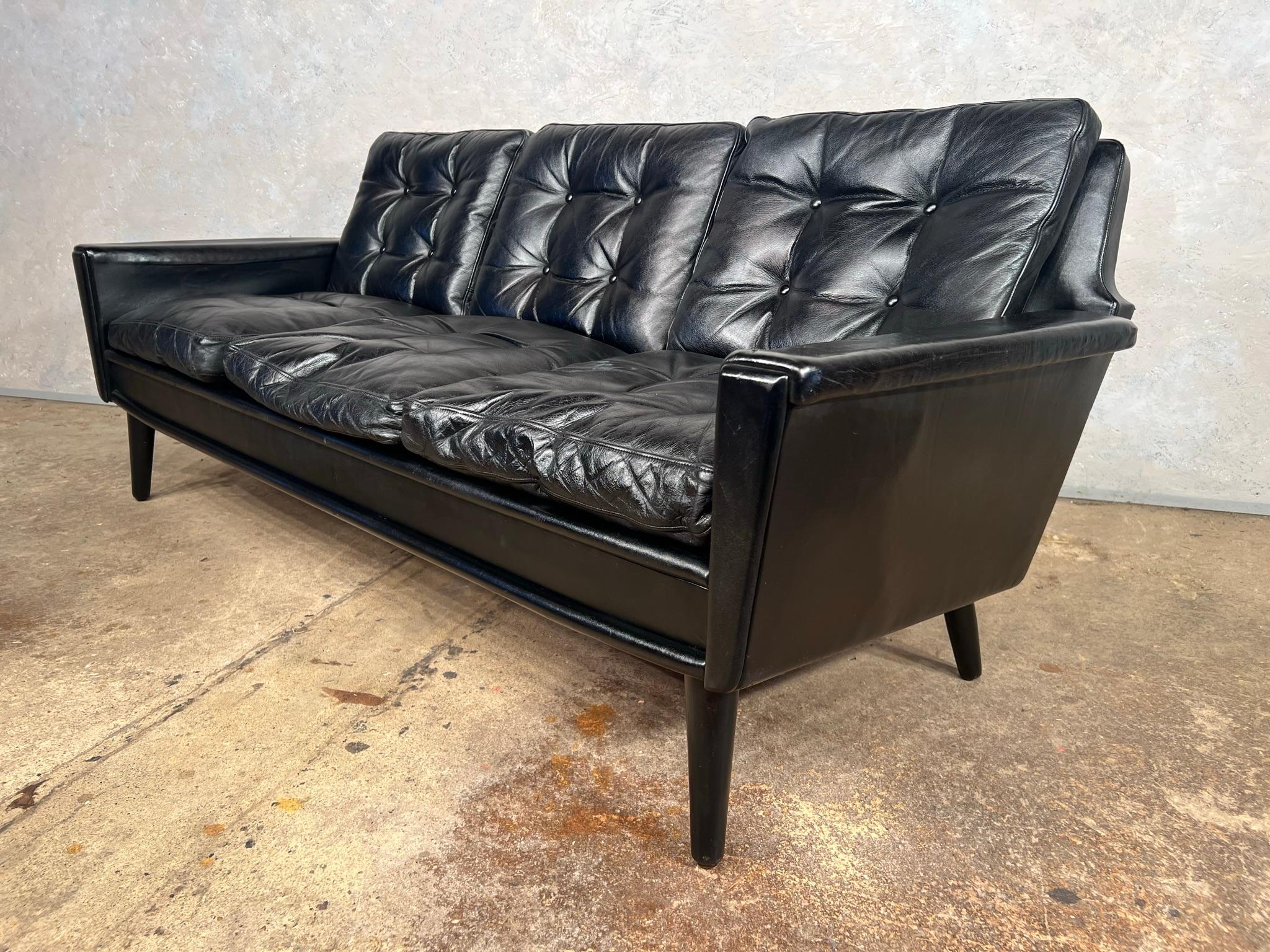 Stylish Vintage Danish Black Leather Three Seater Sofa For Sale 3