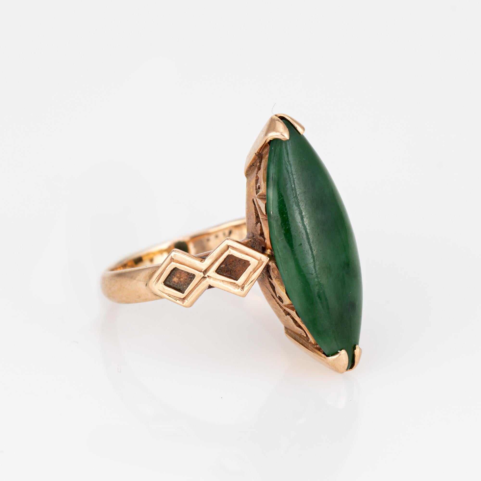 Modern Stylish Vintage Jade Navette Style Cocktail Ring 'circa 1960s' Crafted in 14 Kar For Sale