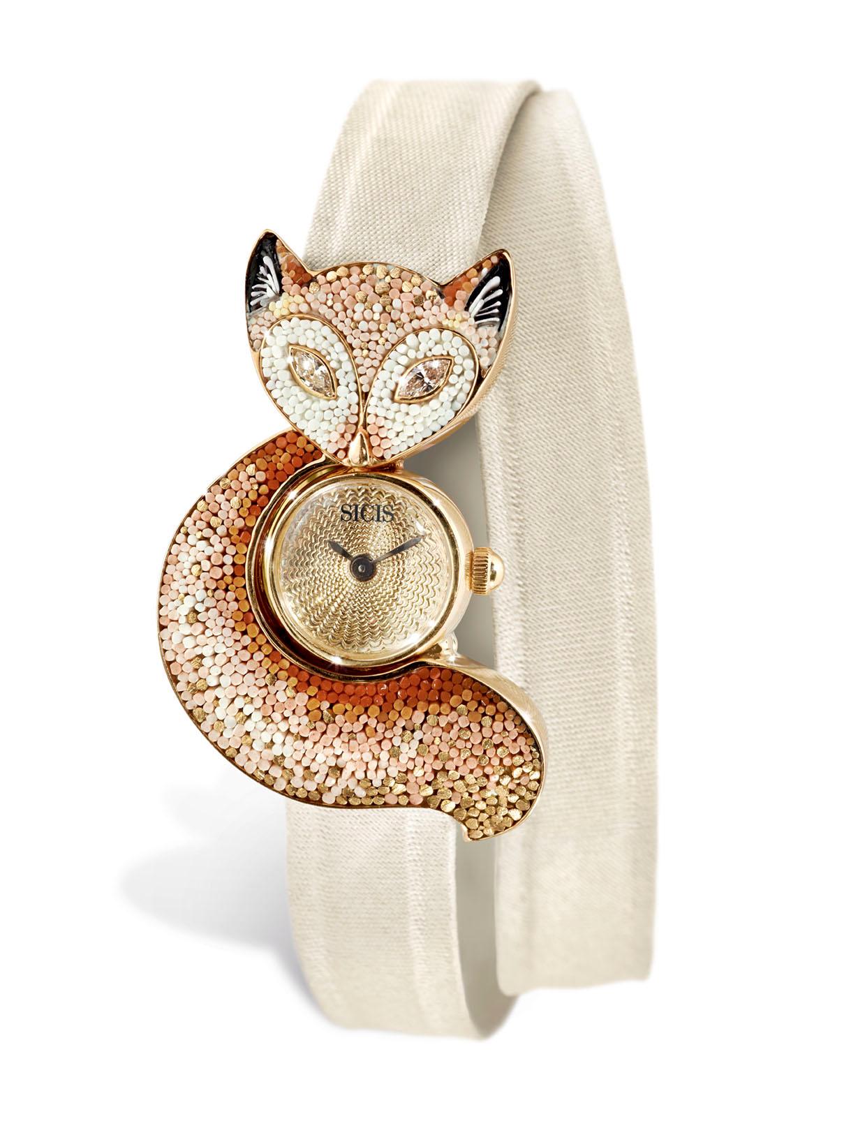 Stilvolle Uhr, Gelbgold, weiße Diamanten, Guilloche-Zifferblatt, handdekoriert, Nanomosaik (Marquiseschliff) im Angebot