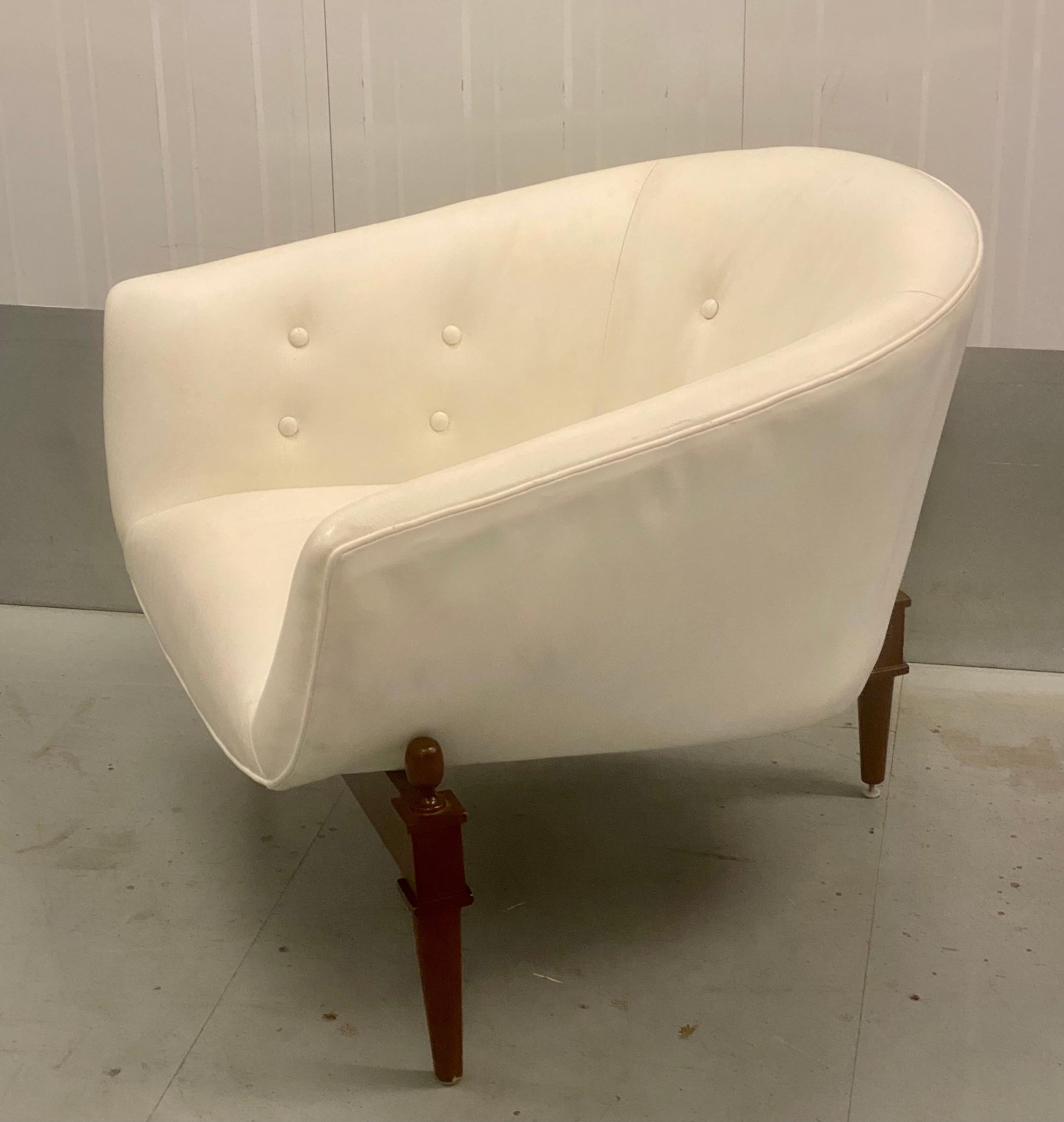 Mid-Century Modern Stylish White Leather Global Views 2367 Mimi Chair
