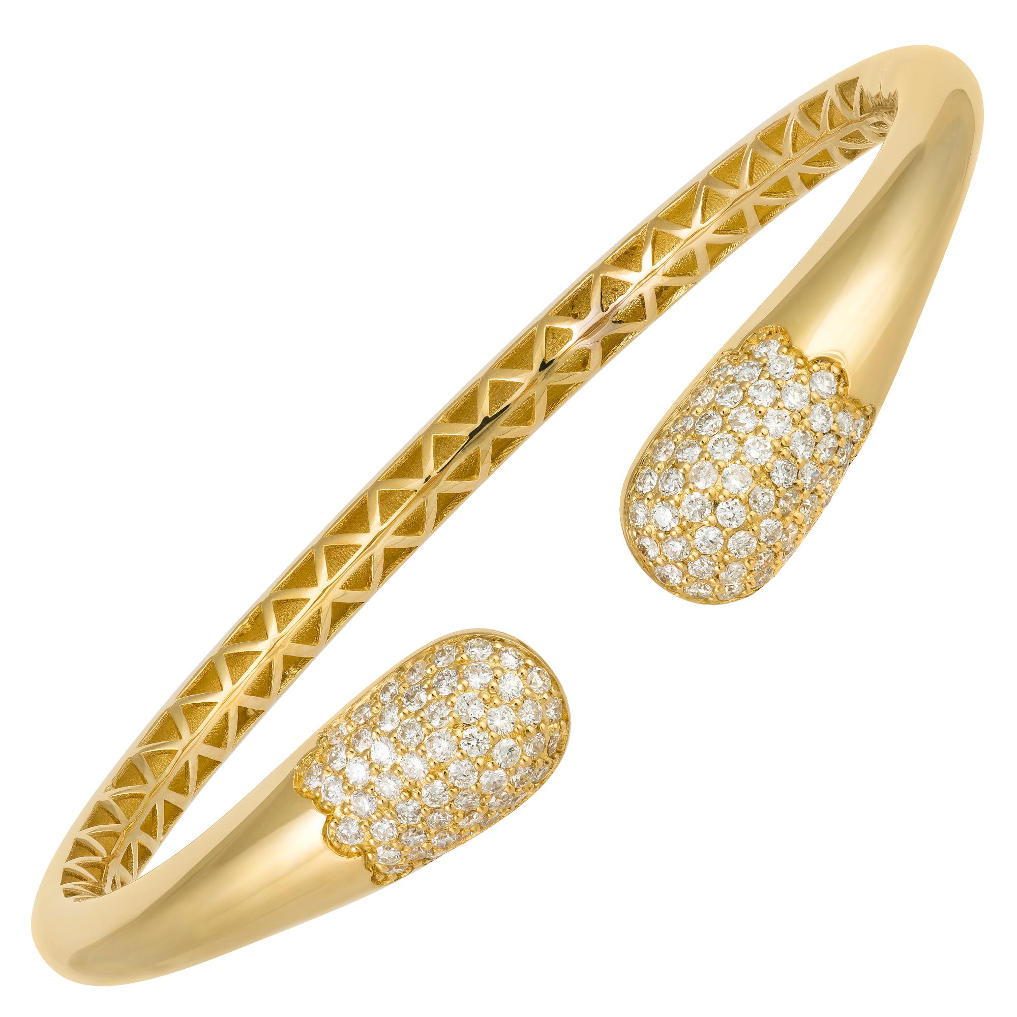 Moderne Bracelet élégant en or jaune 18K avec diamant pour elle en vente
