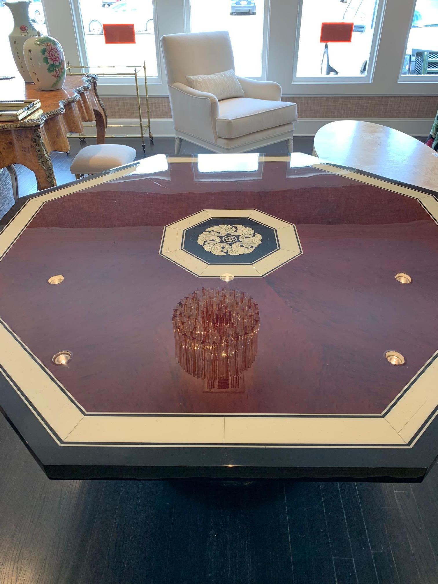 Stylized 1940s Lacquered Italian Inlay Octagonal Table 4