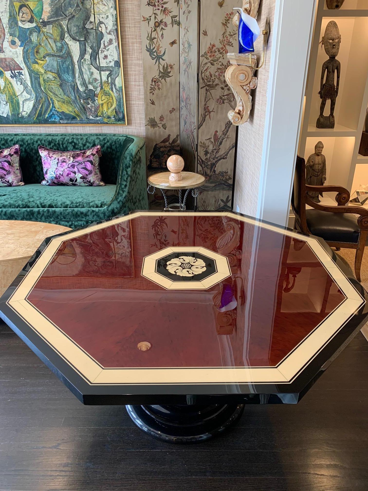 Stylized 1940s Lacquered Italian Inlay Octagonal Table 5