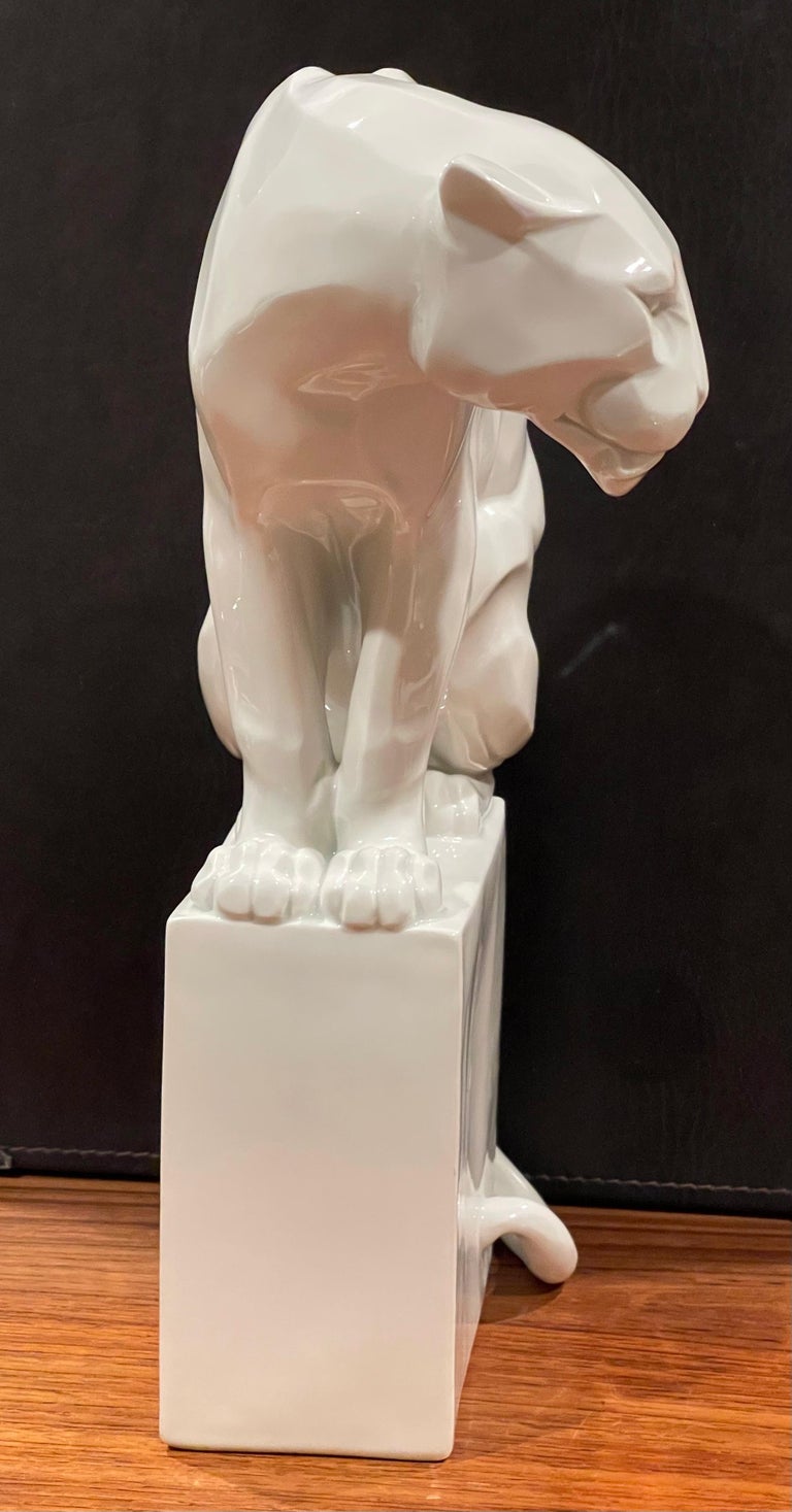 Stylized Art Deco Porcelain Panther Model 1630 Sculpture by Franz Barwig For Sale 4