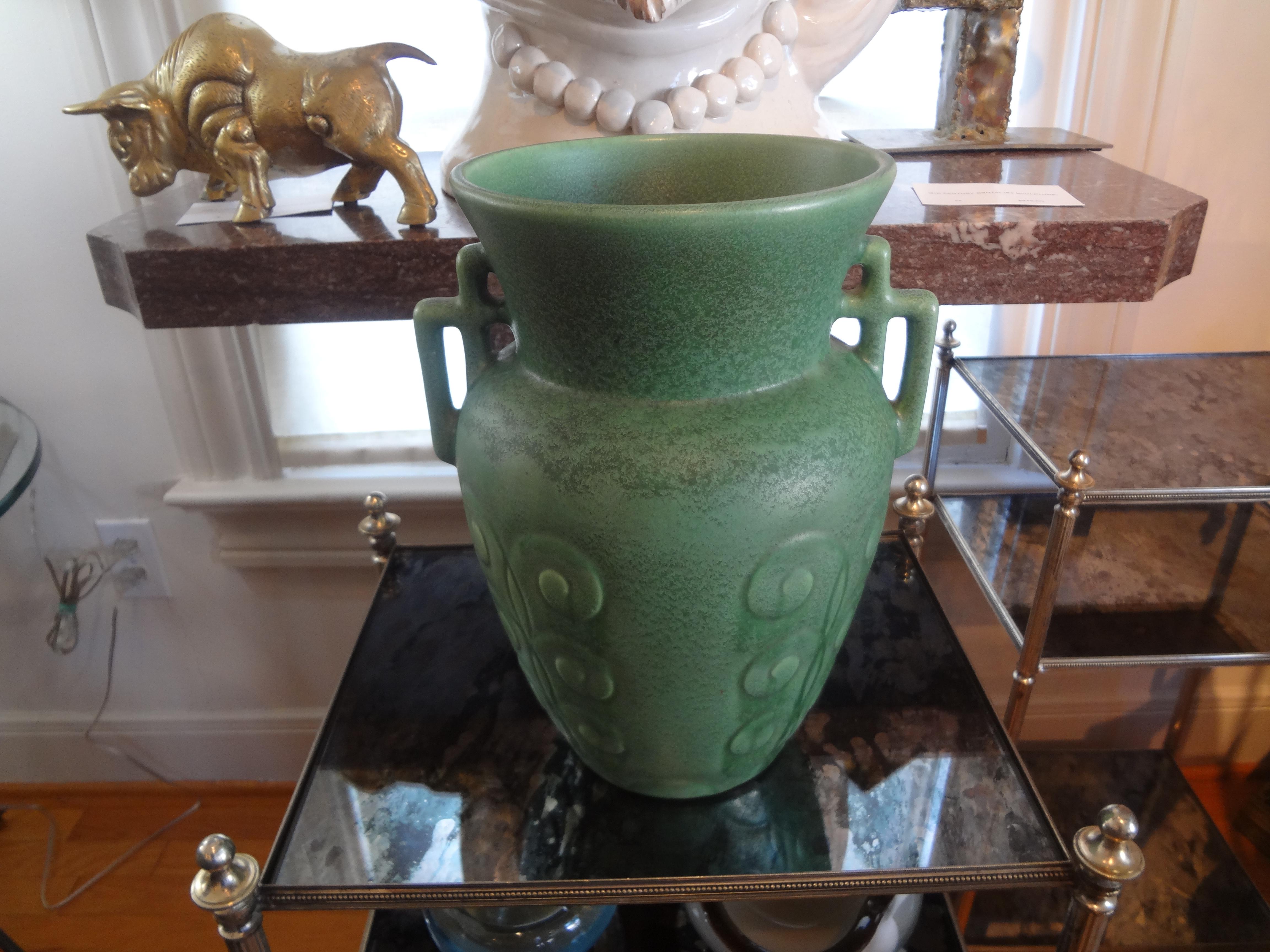 Stylized Art Deco Pottery Vase 4