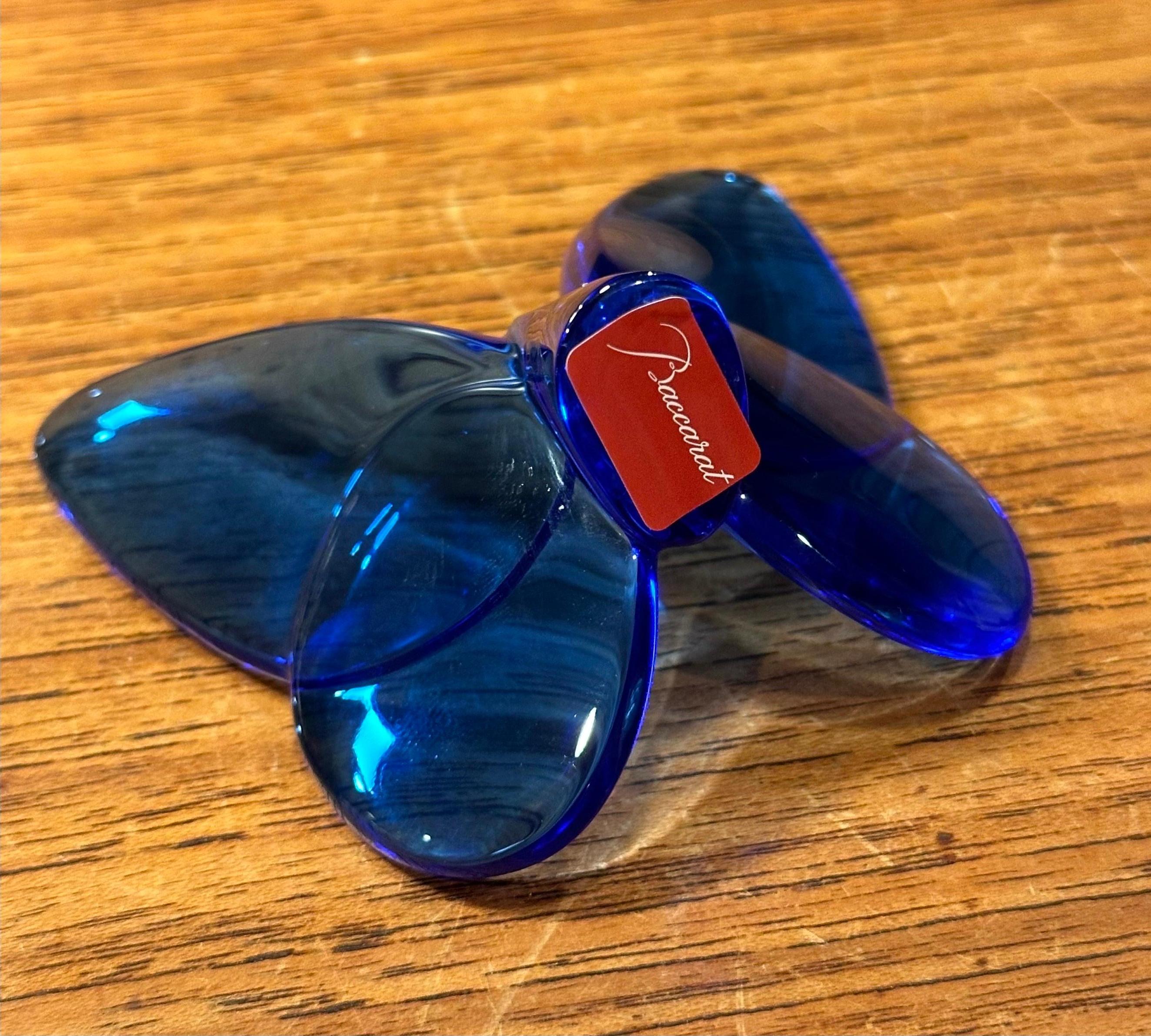 Stylized Blue Crystal Butterfly Sculpture / Paperweight by Baccarat For Sale 2