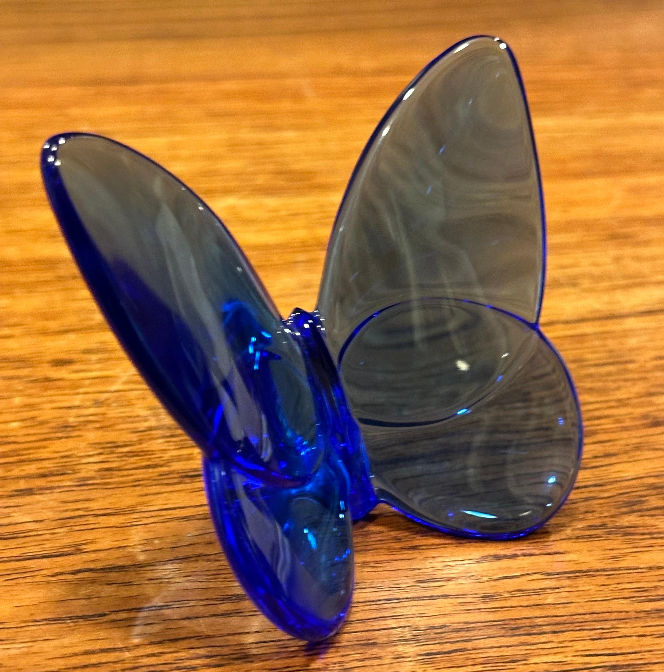 Stylized Blue Crystal Butterfly Sculpture / Paperweight by Baccarat For Sale 3