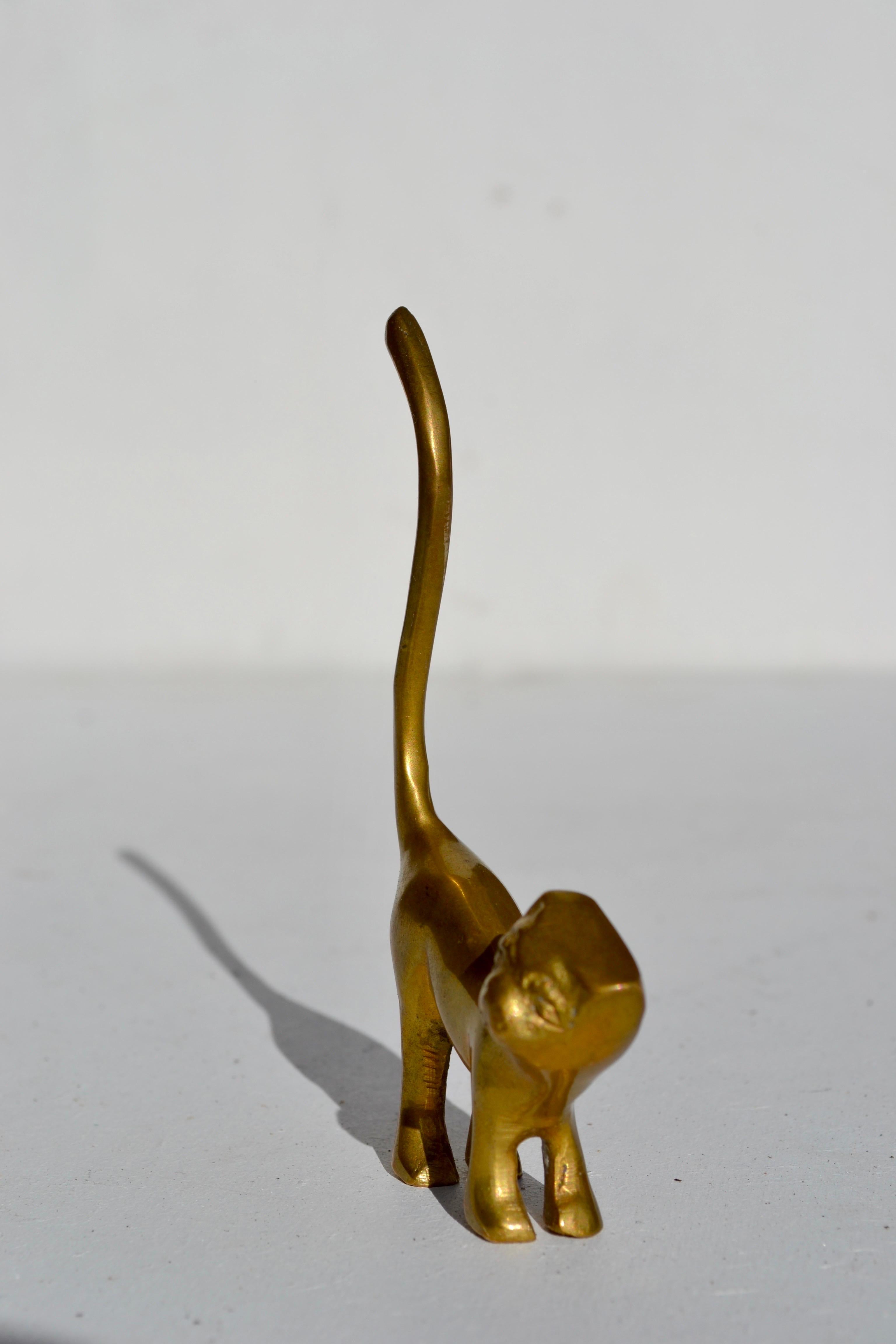 Gatto stilizzato in ottone, Francia, anni '70 in vendita 2