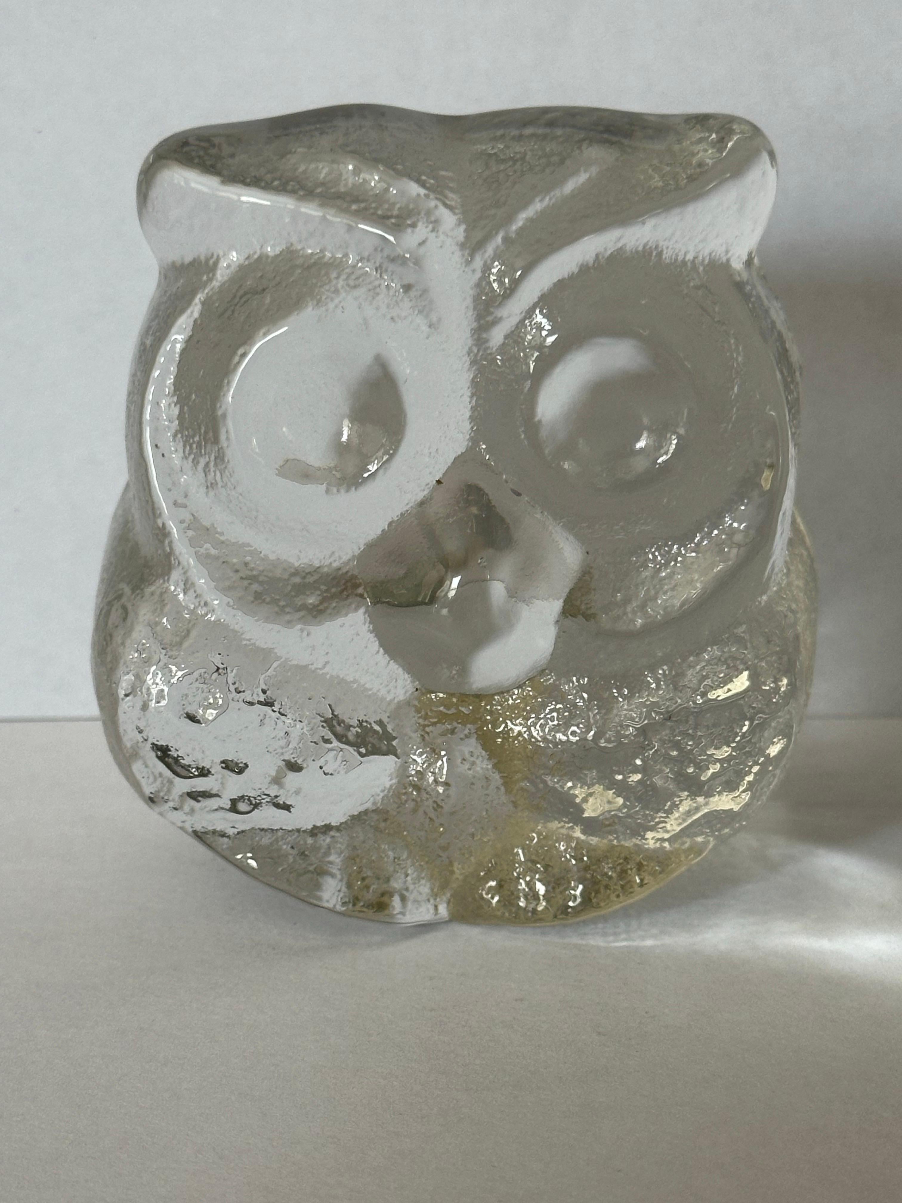 Stylized Crystal Owl Sculpture / Paperweight by Riedel of Austria For Sale 1