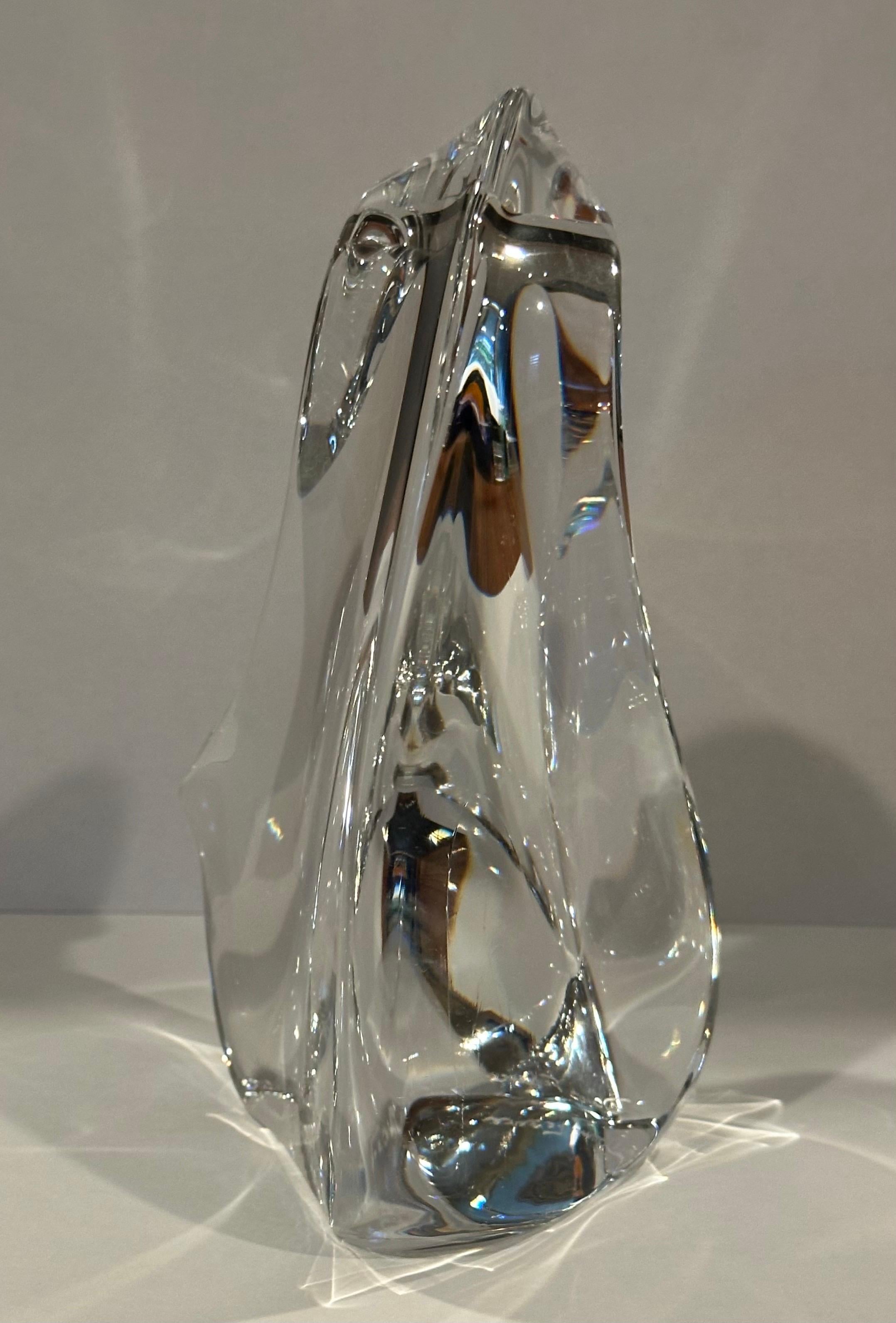 Hollywood Regency Sculpture de cygne en cristal stylisé par Daum, France en vente