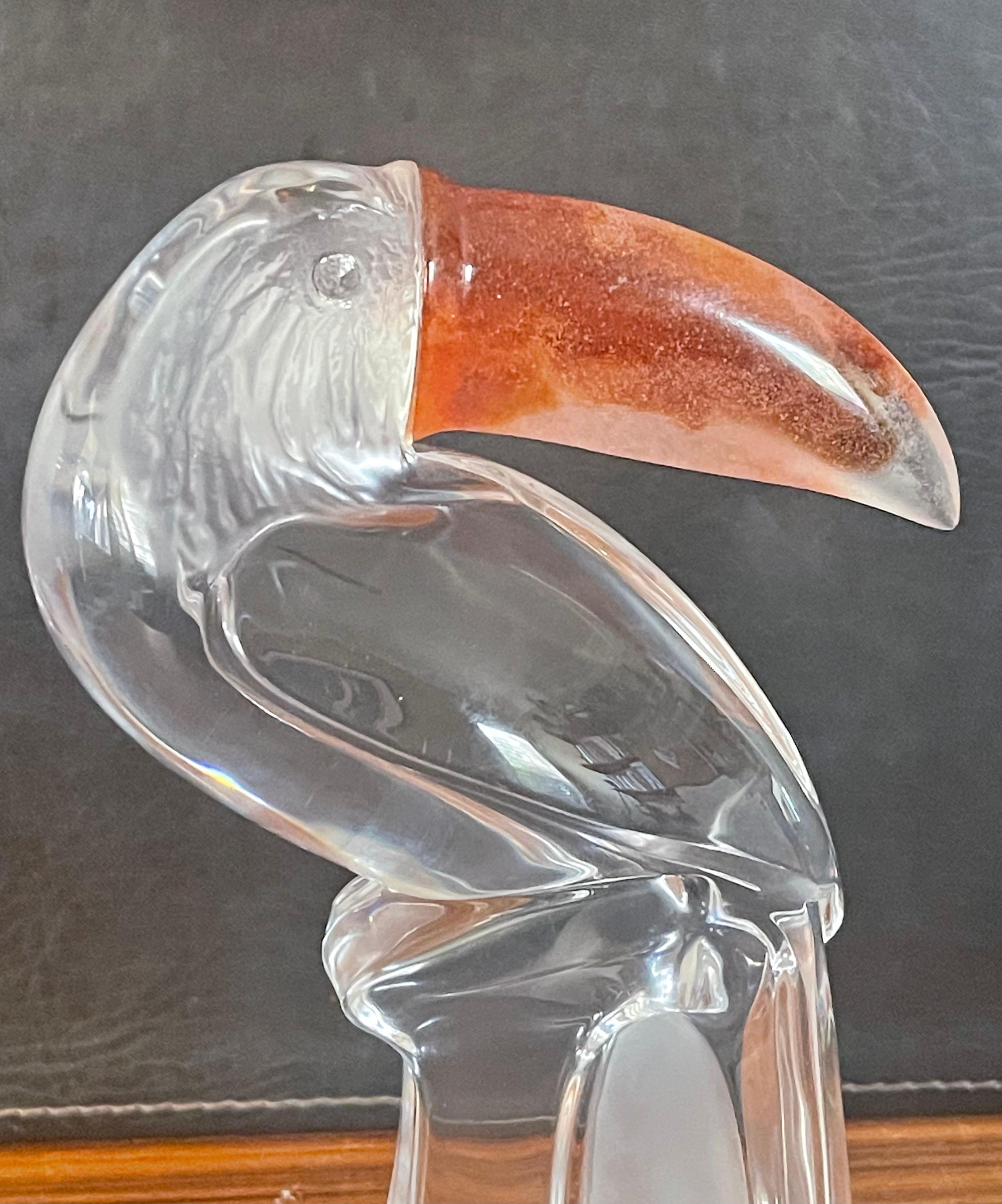 20th Century Stylized Crystal Toucan Sculpture by Daum, France For Sale