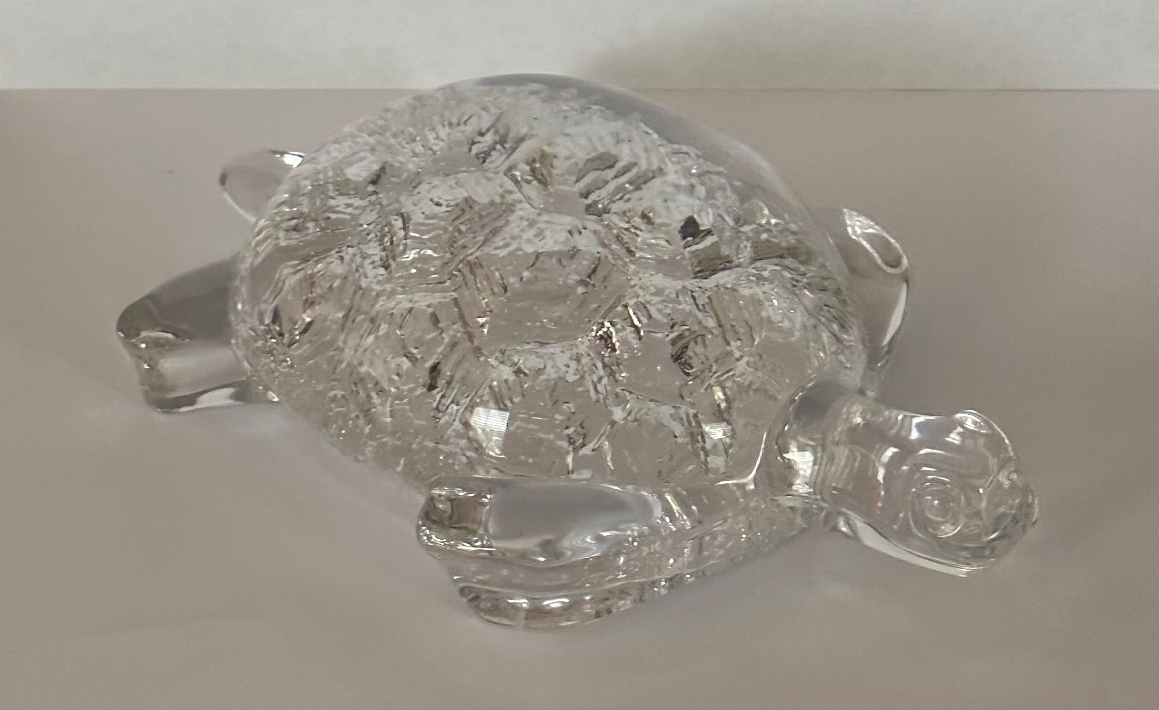 Stylized Crystal Turtle Sculpture / Paperweight by Daum France In Good Condition In San Diego, CA