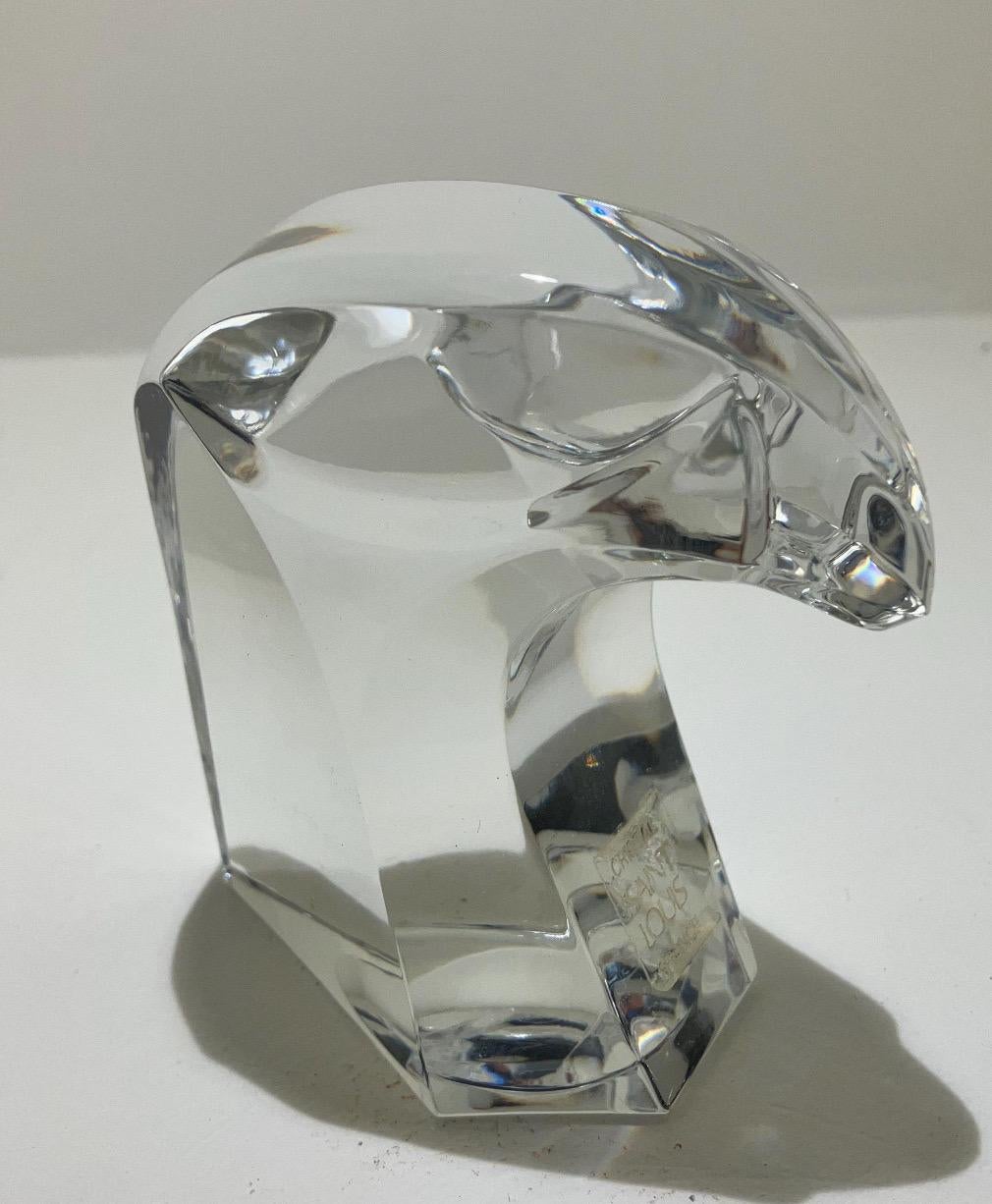 A very nice stylized eagle head sculpture / paperweight by Saint Louis Crystal of France, circa 1980s. The piece is in very good condition with no chips or cracks and measures 2.25