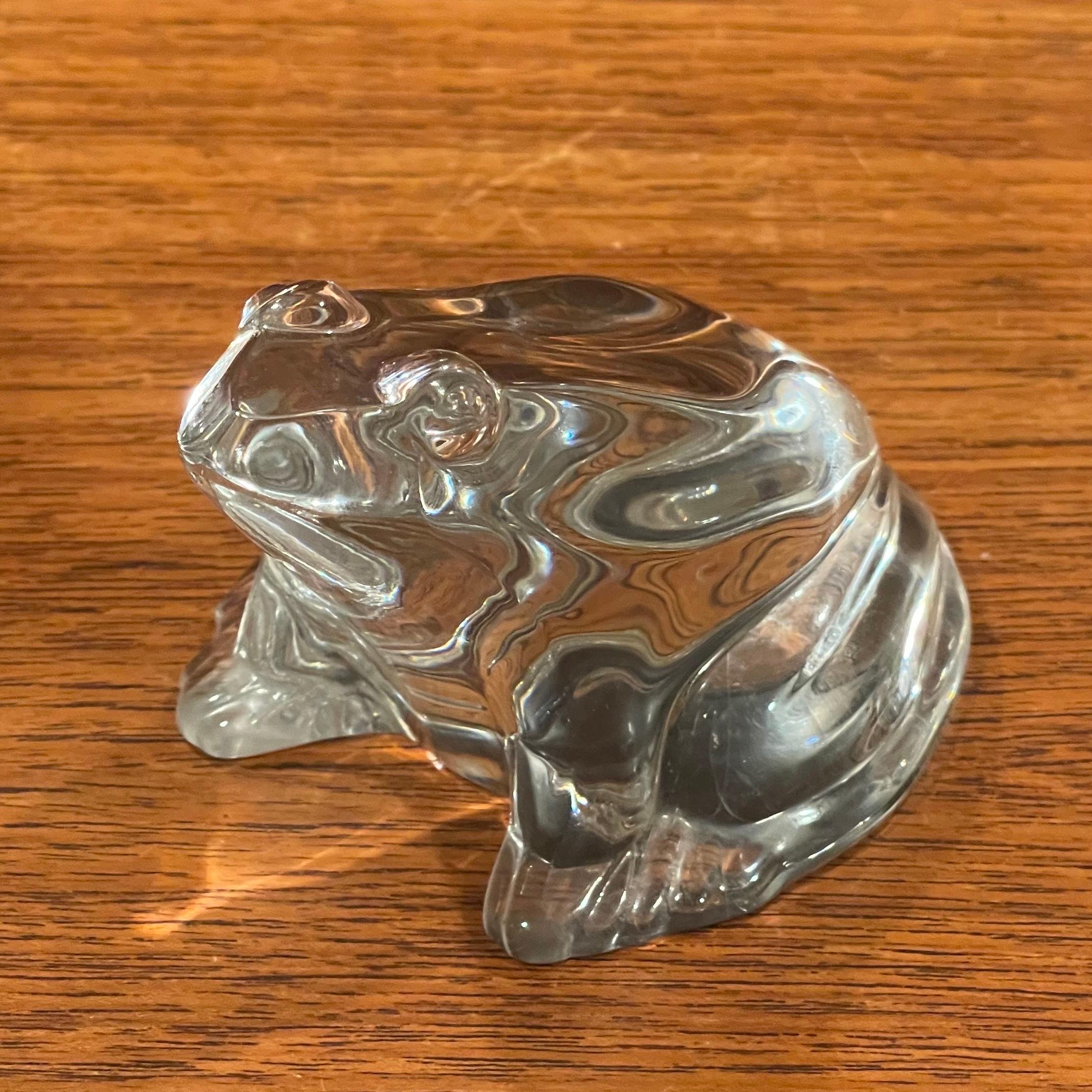 Stylized Frog Sculpture / Paperweight by Baccarat In Good Condition For Sale In San Diego, CA