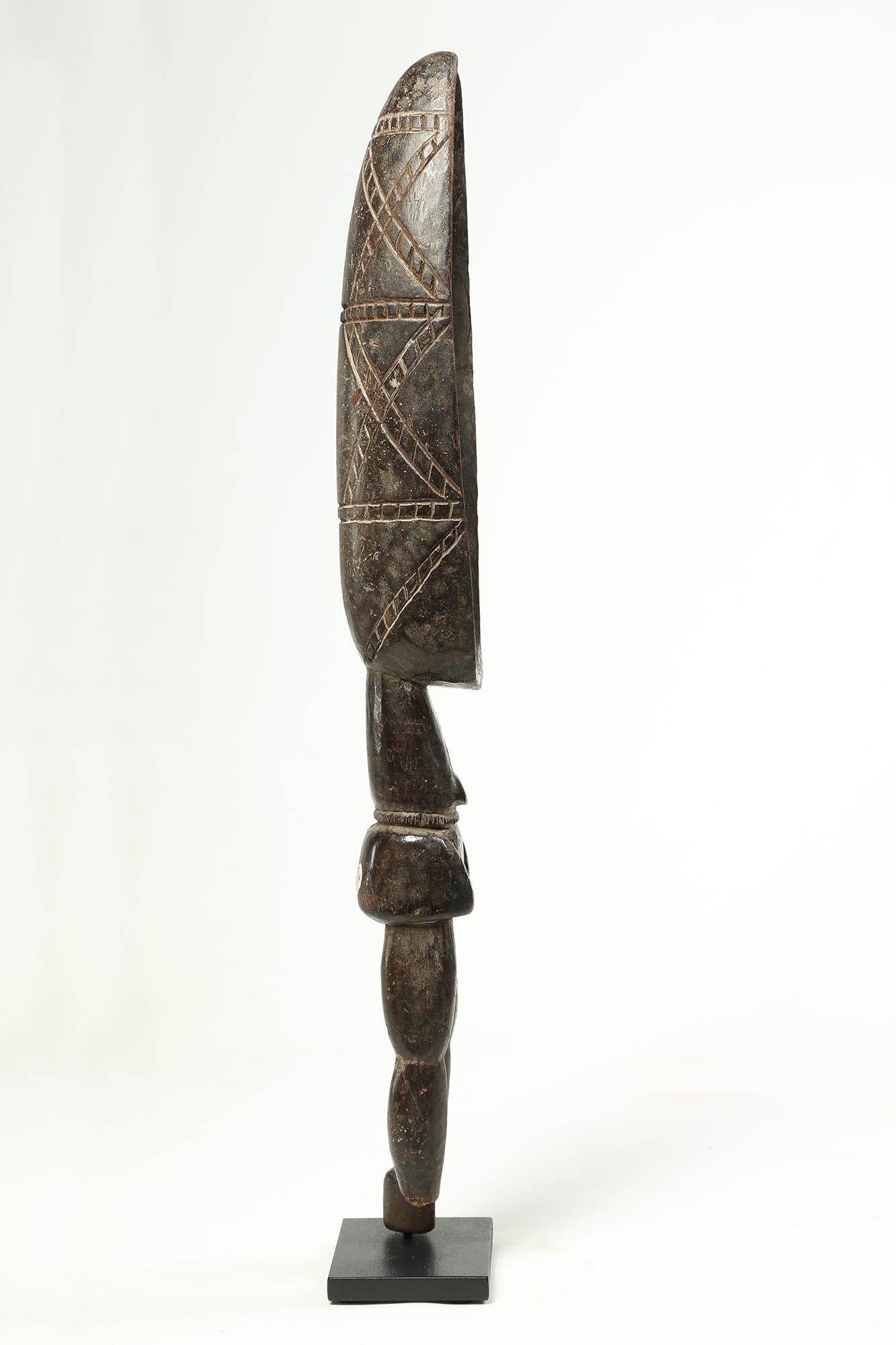 Hand-Carved Stylized Human Dan Ritual Wood Serving Spoon, Ivory Coast, Africa For Sale