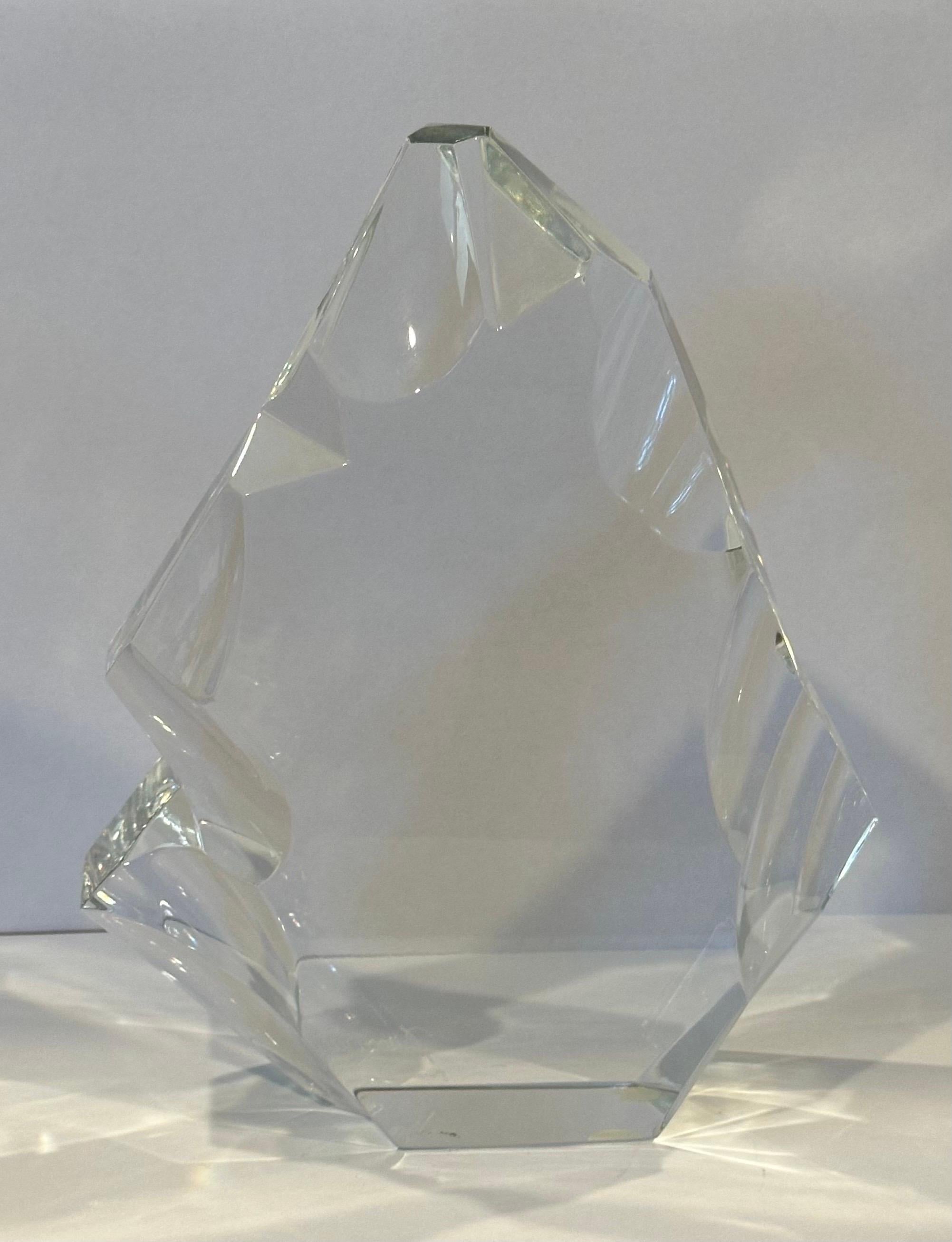 Sculpture / presse-papier en forme d'iceberg stylisé par Baccarat en vente 2