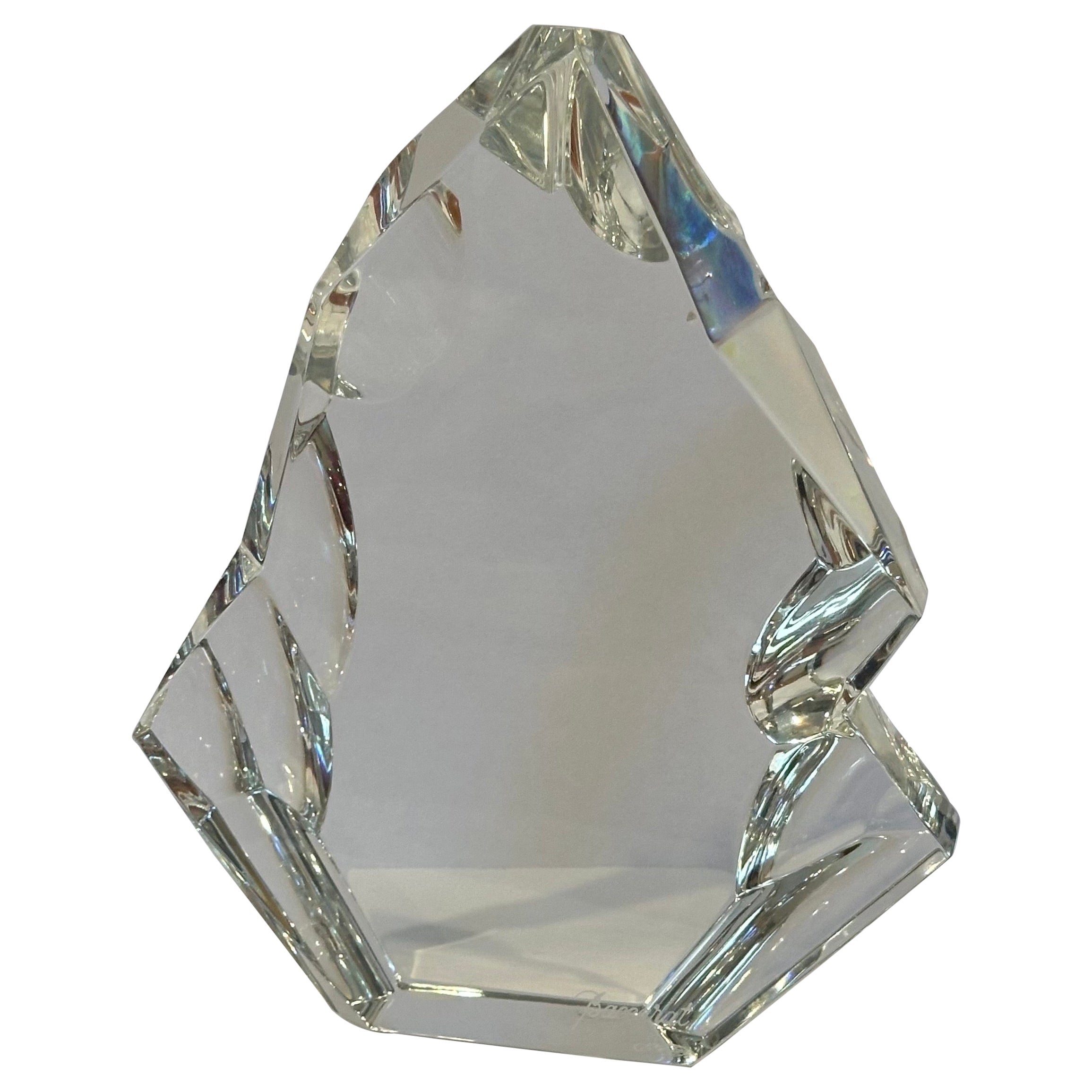 Sculpture / presse-papier en forme d'iceberg stylisé par Baccarat en vente