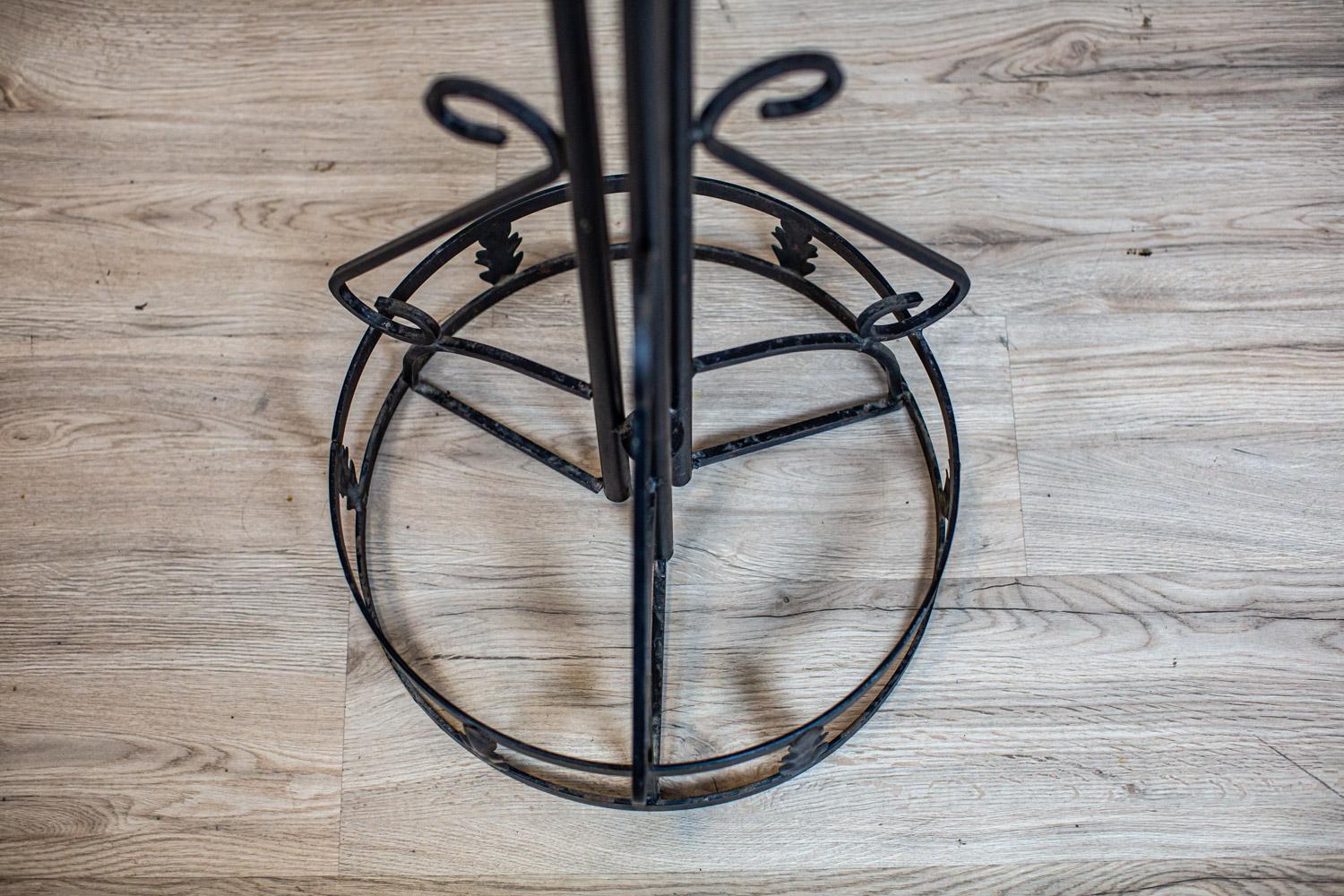 Stylized Metal Coat Stand from the 20th Century For Sale 6