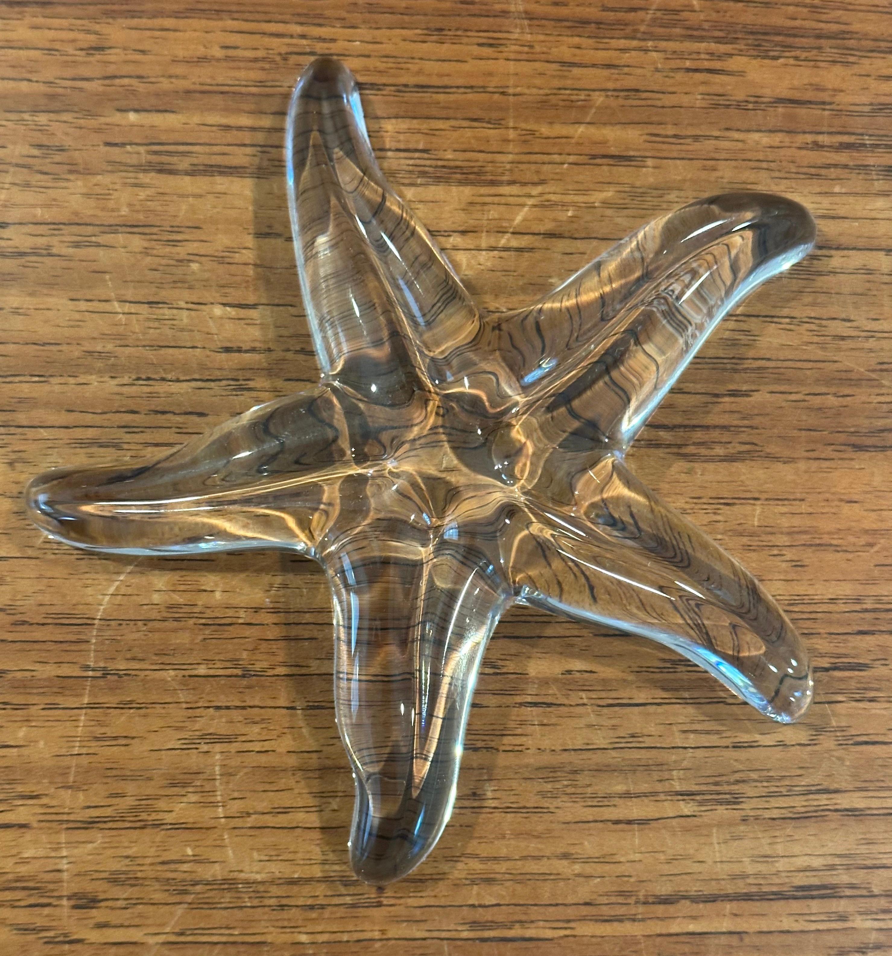 Scultura di stella marina stilizzata / Fermacarte di Baccarat in vendita 2
