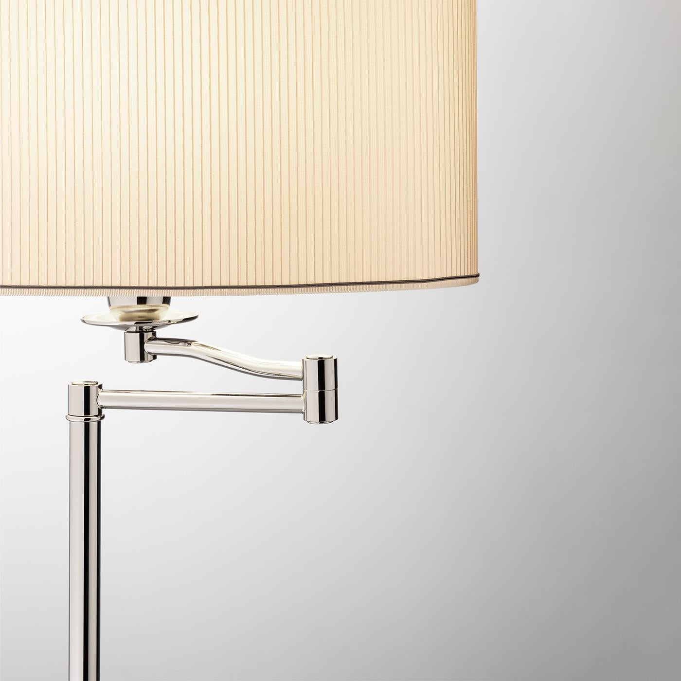 Stylo Silver Metal With White Fabric Lampshade Floor Lamp by Il Paralume Marina In New Condition For Sale In Milan, IT