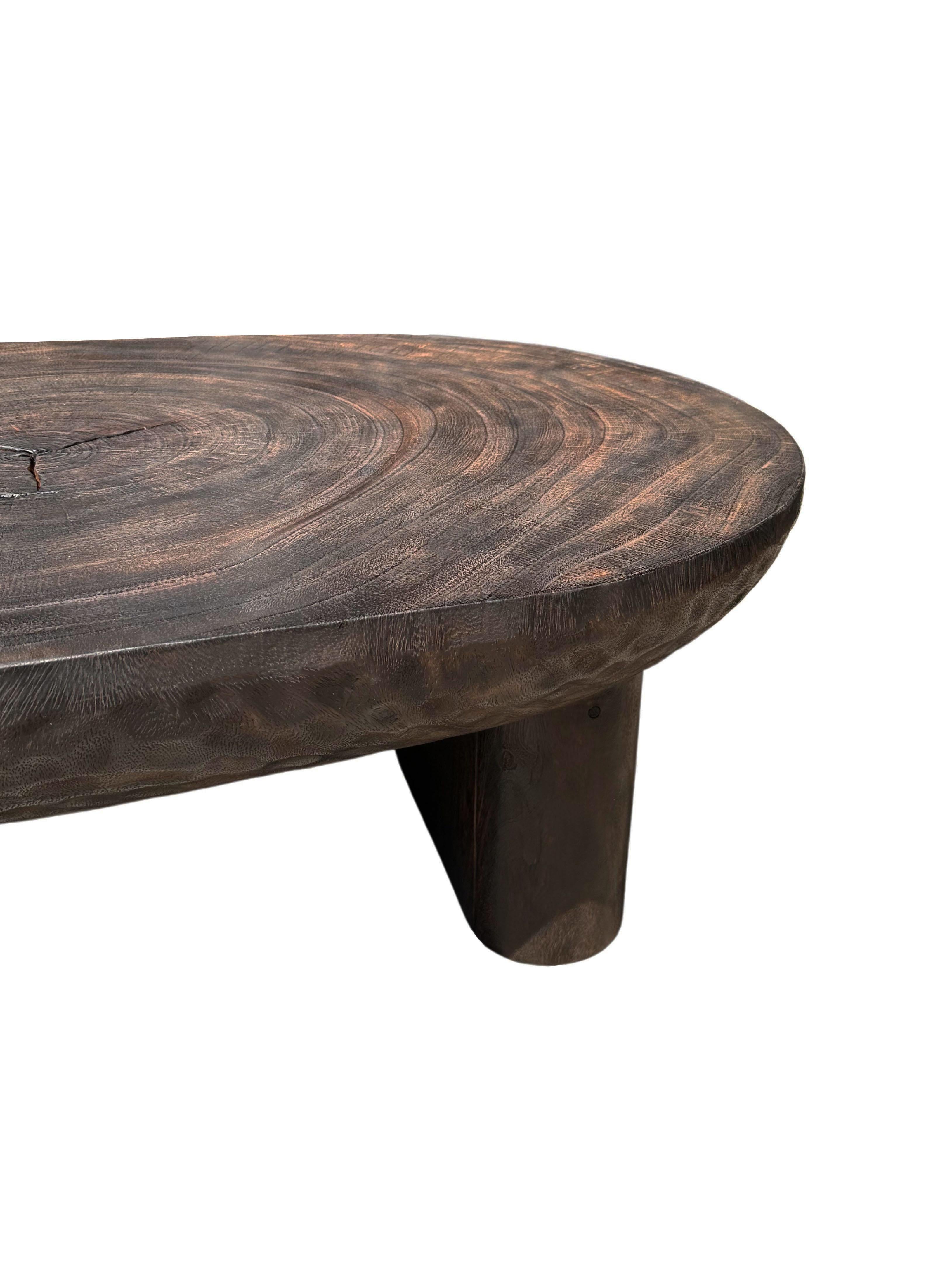 Suar Wood Table Hand-Hewn Detailing Espresso Finish, Modern Organic In New Condition For Sale In Jimbaran, Bali