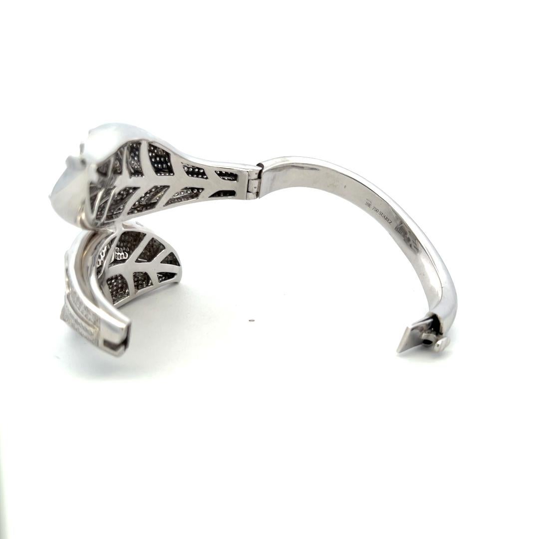 Taille brillant Suarez Bracelet jonc en or blanc 18 carats avec diamants brillants ronds de 7,00 carats