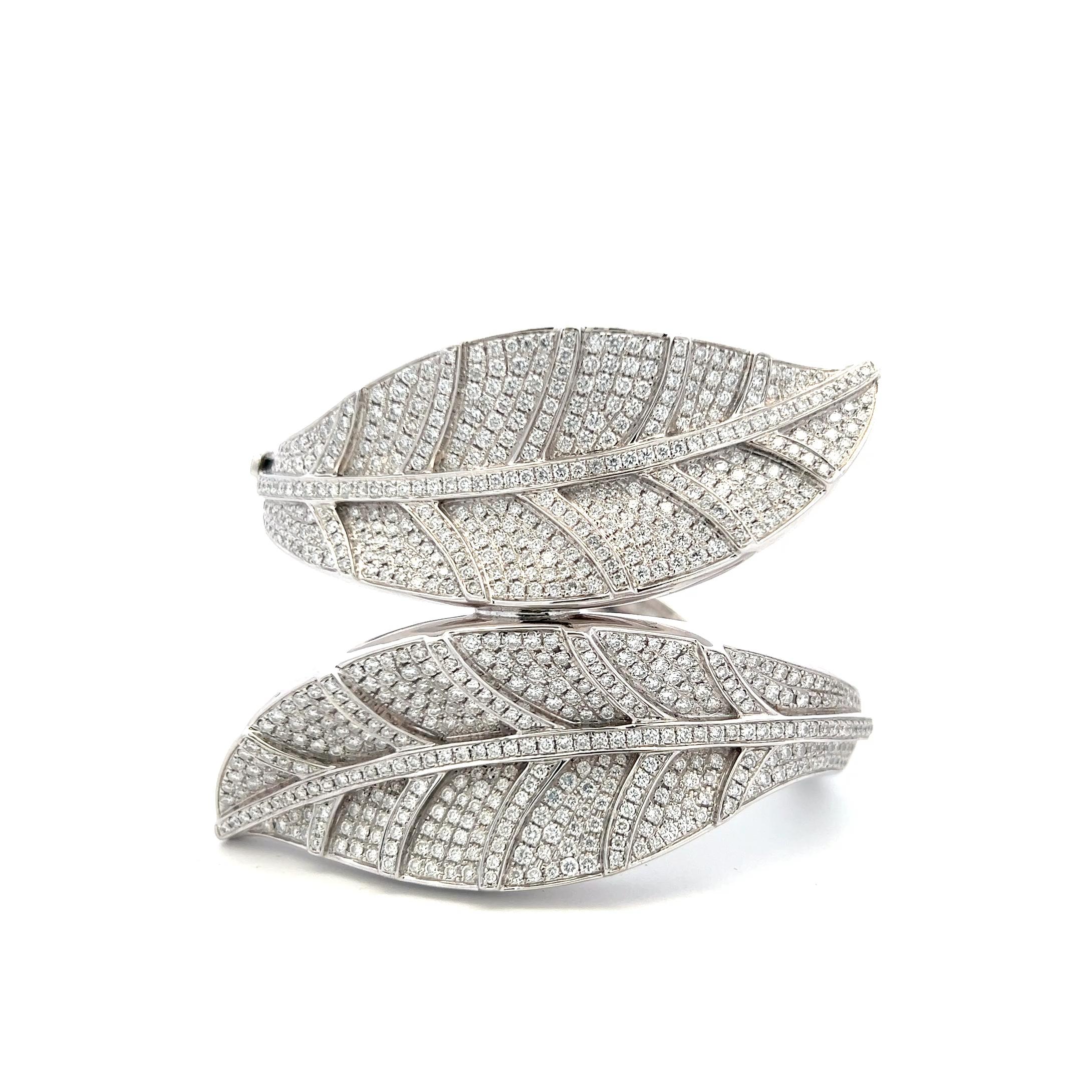 Suarez Bracelet jonc en or blanc 18 carats avec diamants brillants ronds de 7,00 carats 2