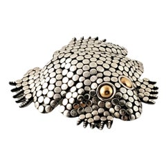 Suarti Bali Broche en forme de grenouille en argent sterling plaqué or jaune 18 carats