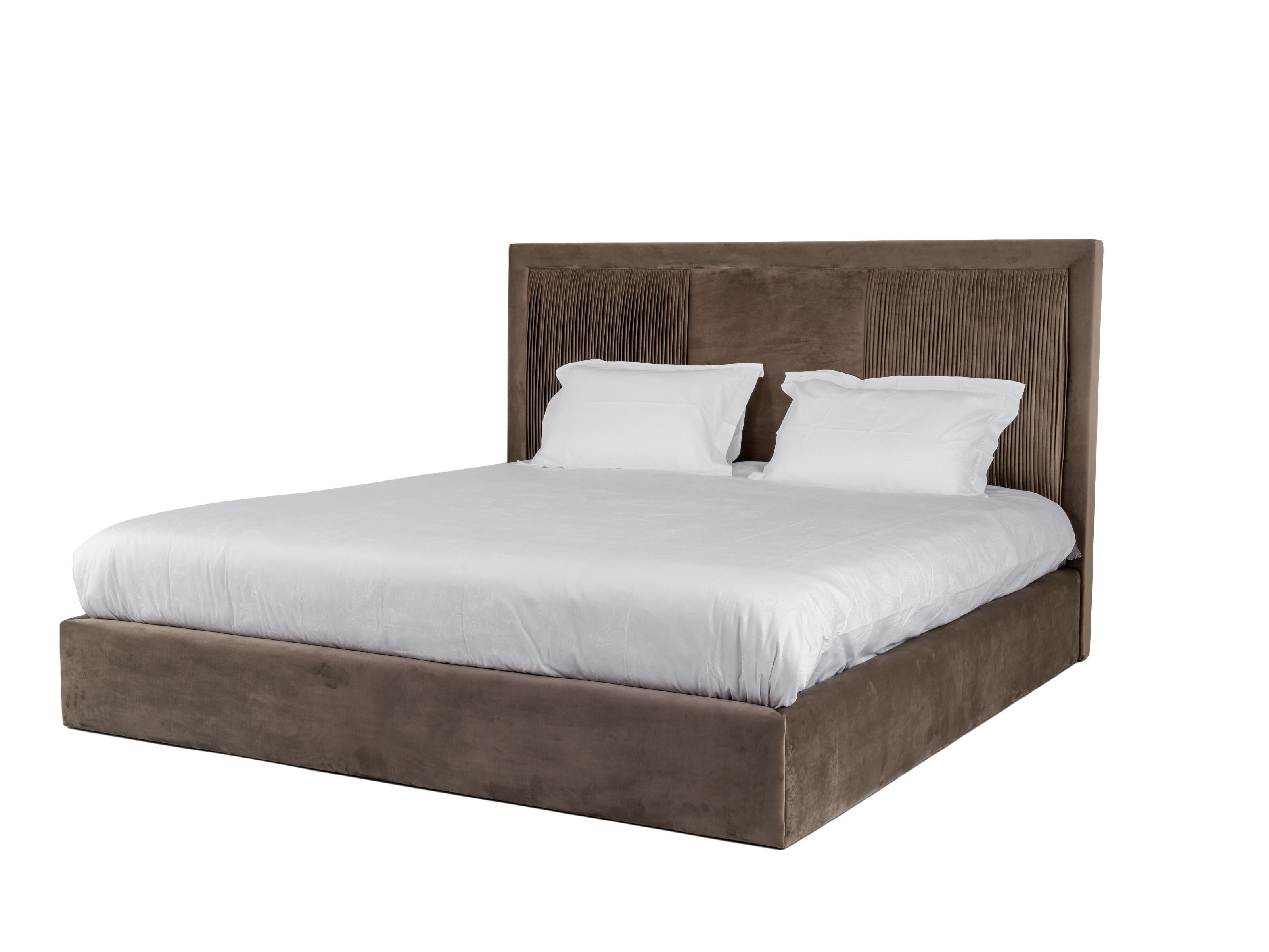 Modern Suave Bed with Upholstered headboard and base