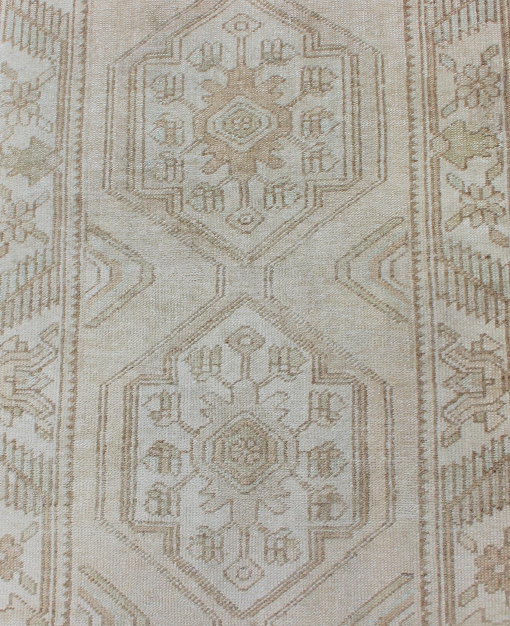 Subdued Vintage Turkish Oushak Runner with Medallions in Soft Cream For Sale 2