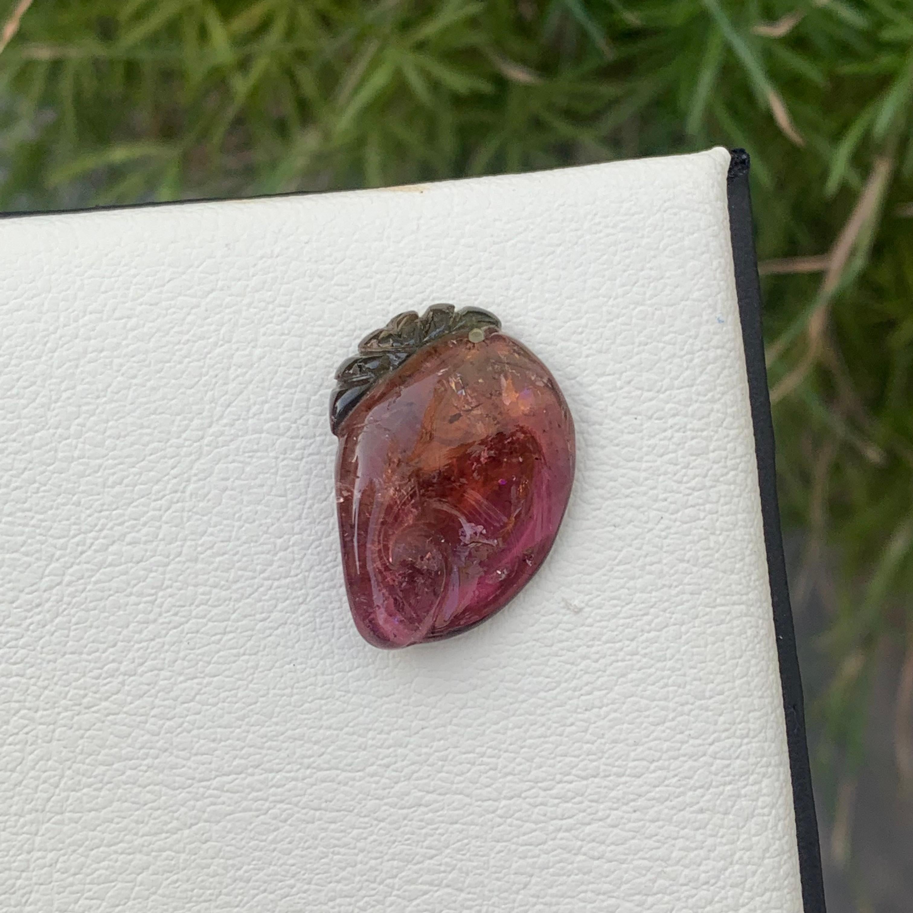 Sublime Loose Bi-Color Tourmaline Drilled Carving For Jewelry Making
Weight: 17.15 Carats
Dimension: 2.3 x 1.6 x 0.7 Cm
Origin: Africa
Color: Pink & Green
Shape: Carving
Quality: AAA

Bicolor tourmaline is connected to the heart chakra,