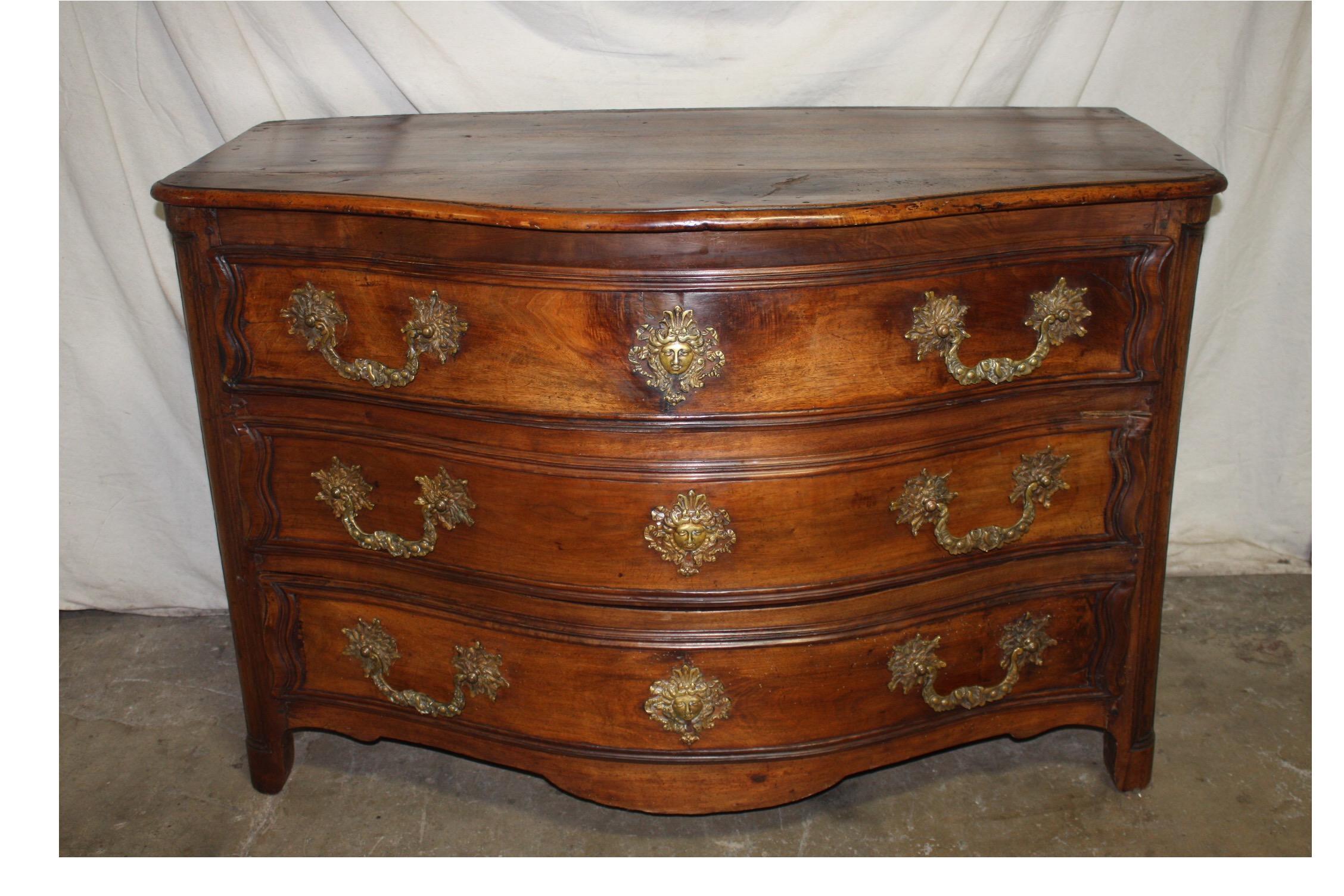 Sublime 17th century French commode, Louis XIV period.