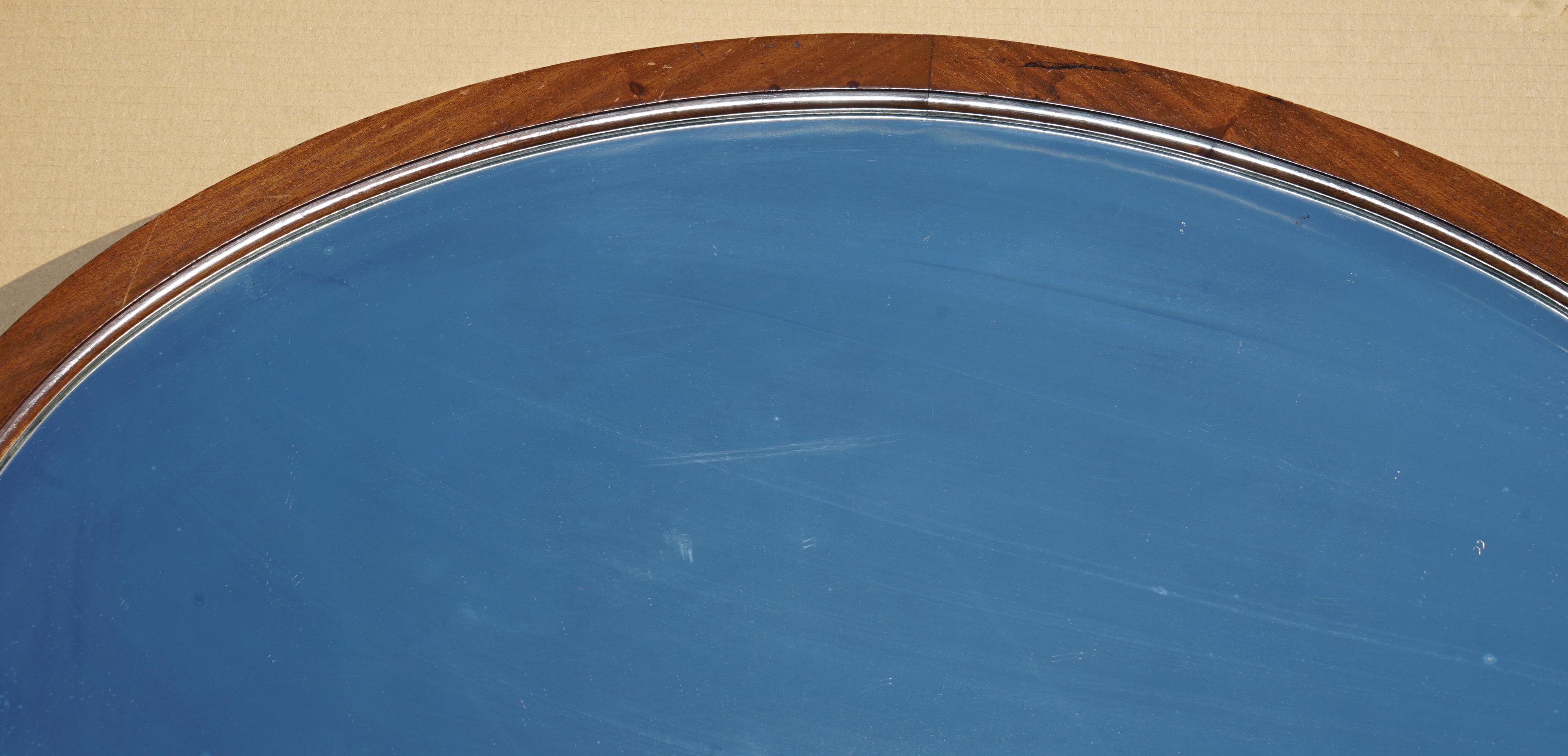 Fatto a mano SUBLIME SPECCHIETTO OVALE CON QUADRATURA IN LEGNO DUREVOLE DEL 1920 ART DECO MERCURY PIATTO VENETIANO in vendita