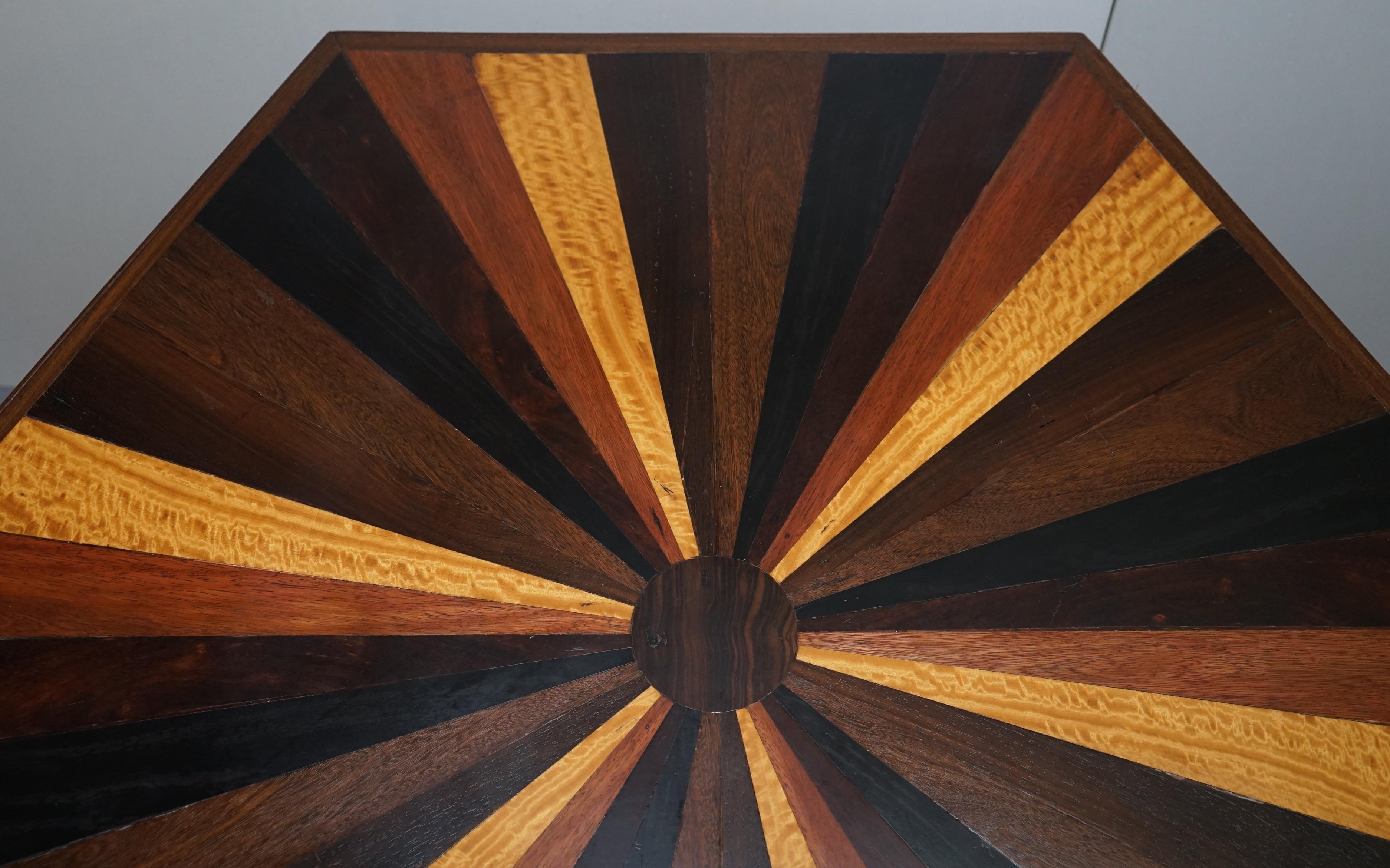 Sublime table d'appoint anglo-indienne du 19ème siècle en bois d'échantillon de spécimen en vente 1