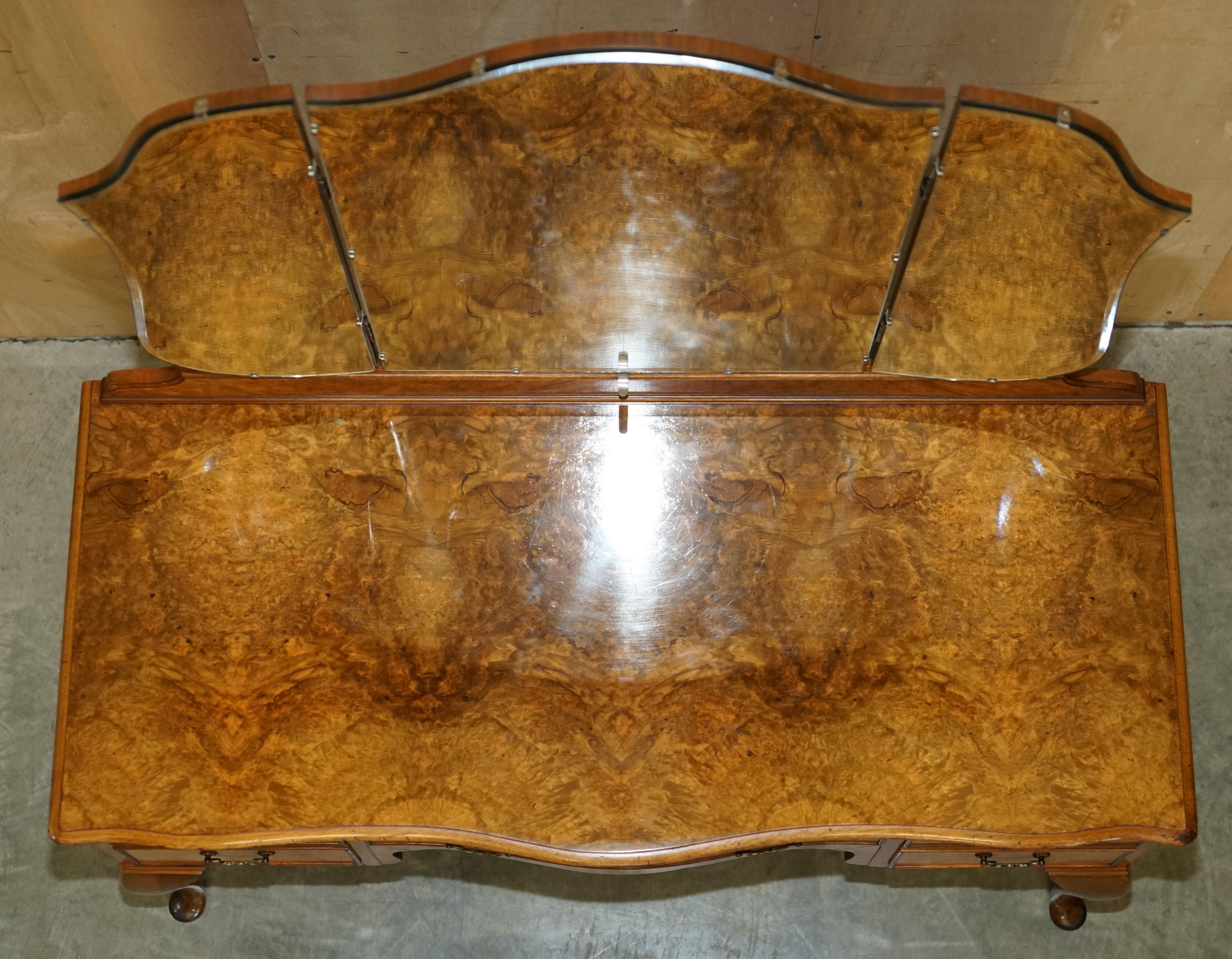 Sublime Alfred COX 1960s Burr Walnut Hand Carved Dressing Table Part of Suite 6