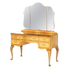Sublime table de toilette en ronce de noyer sculptée à la main par Alfred COX dans les années 1960 Part One