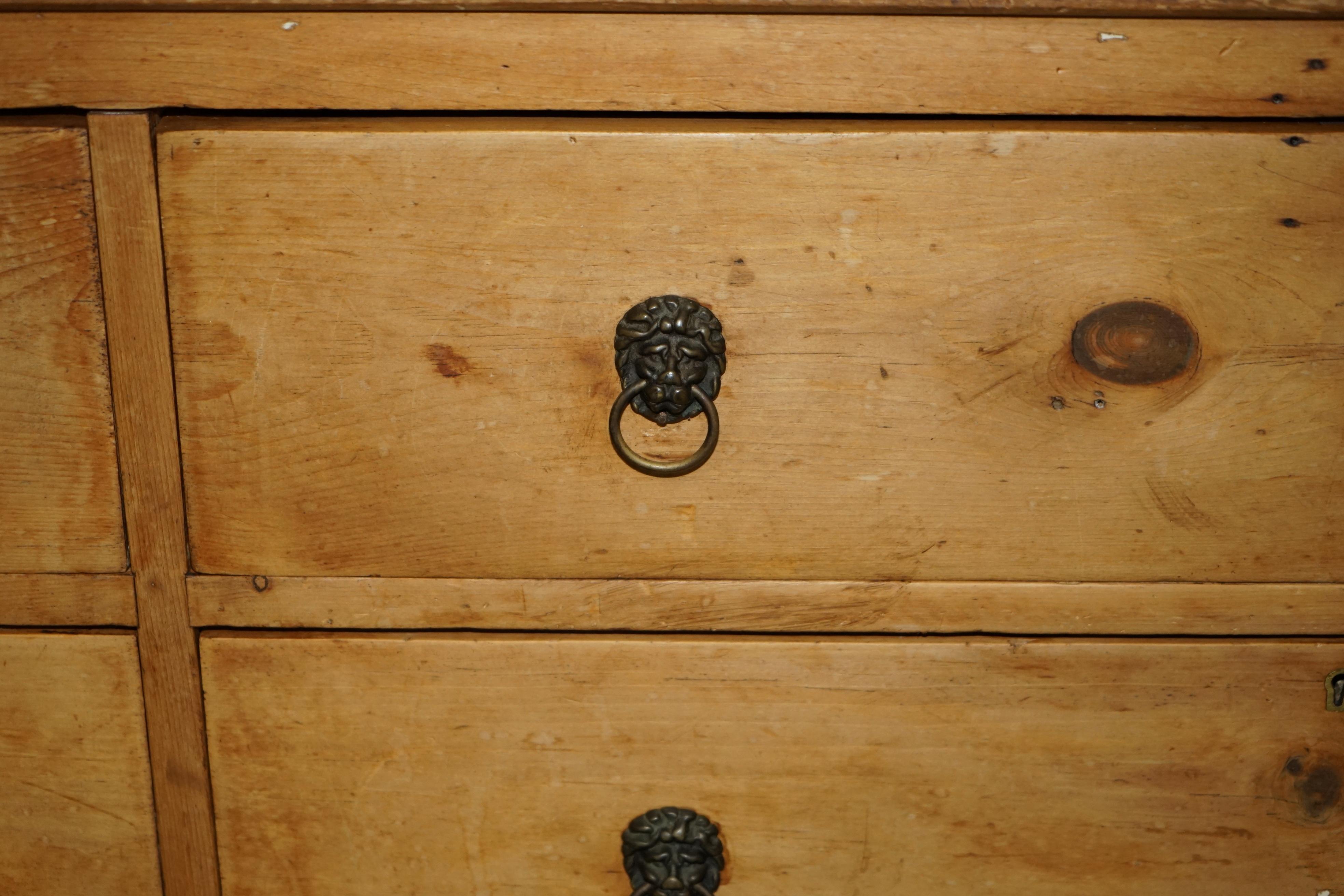 Pine SUBLIME ANTiQUE CIRCA 1860 HABBERDASHERY APOCETHCARY BANK OF DRAWERS SIDEBOARD For Sale