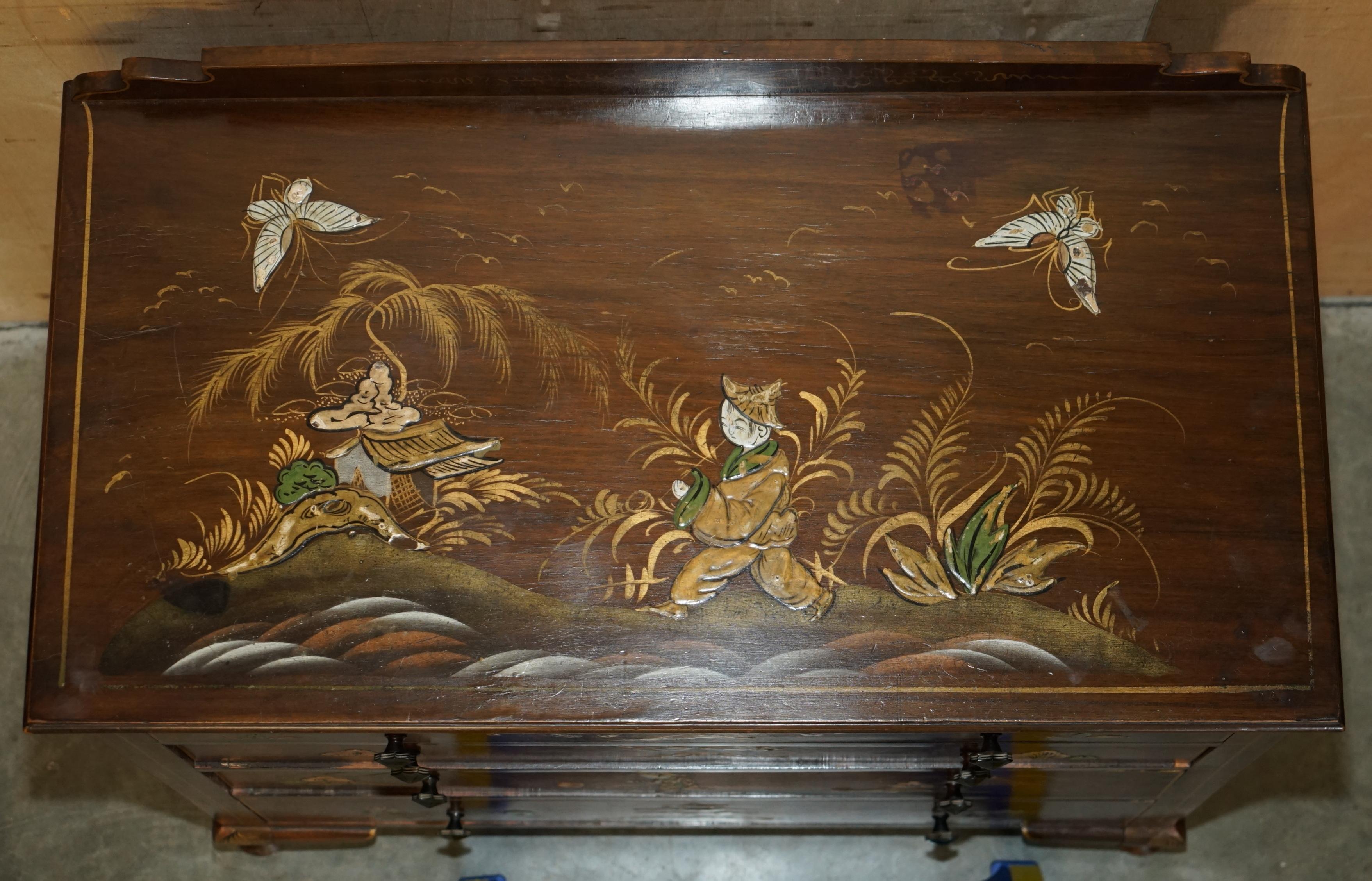 SUBLIME cassettiera dipinta in cinoiserie cinese del 1910, antichissima EDWARDIANA in vendita 4