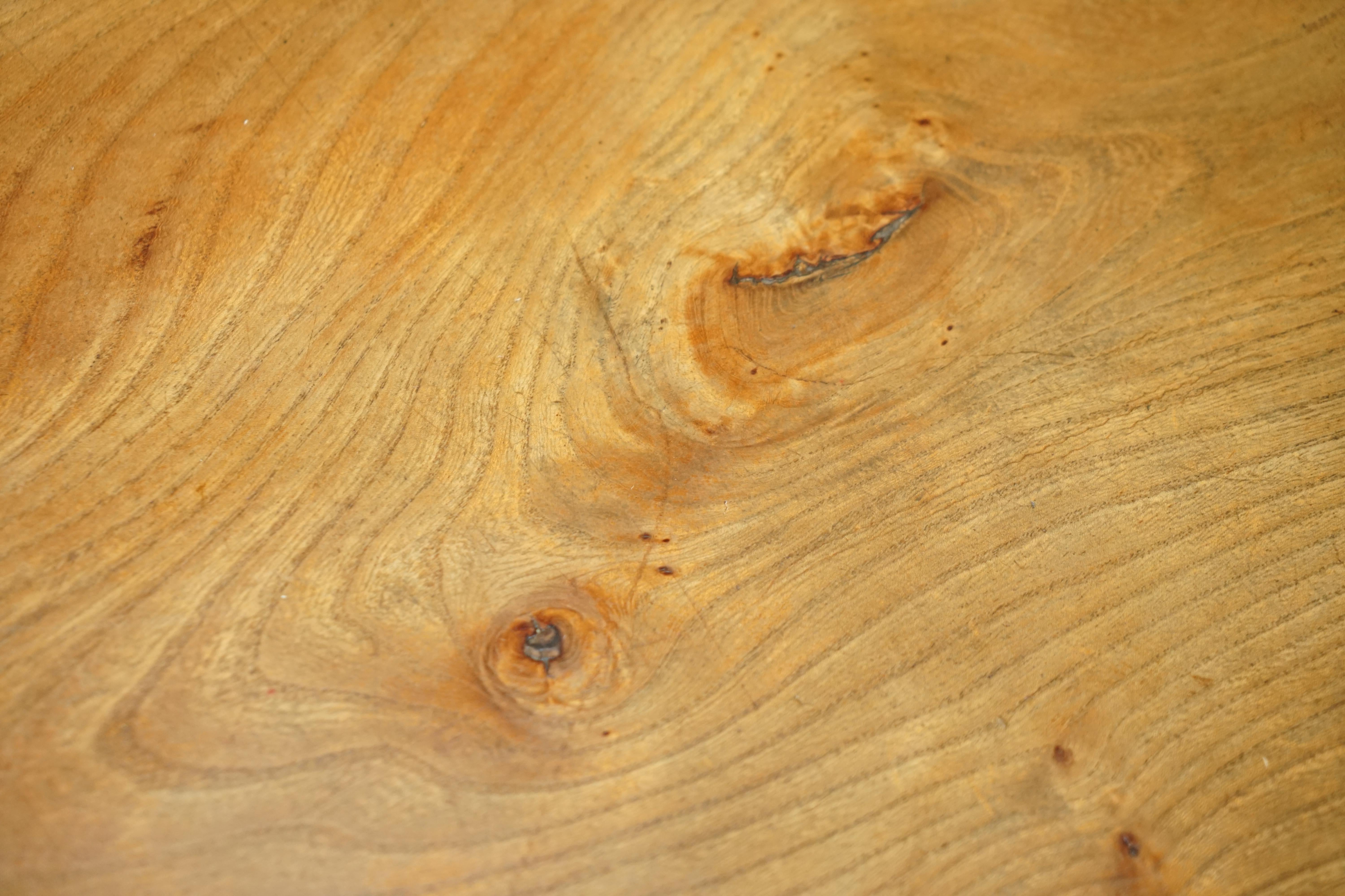 SUBLIME ANTiQUE ENGLISH CIRCA 1880 BURR OAK ONE PLANK TOP REFECTORY DINING TABLE For Sale 10