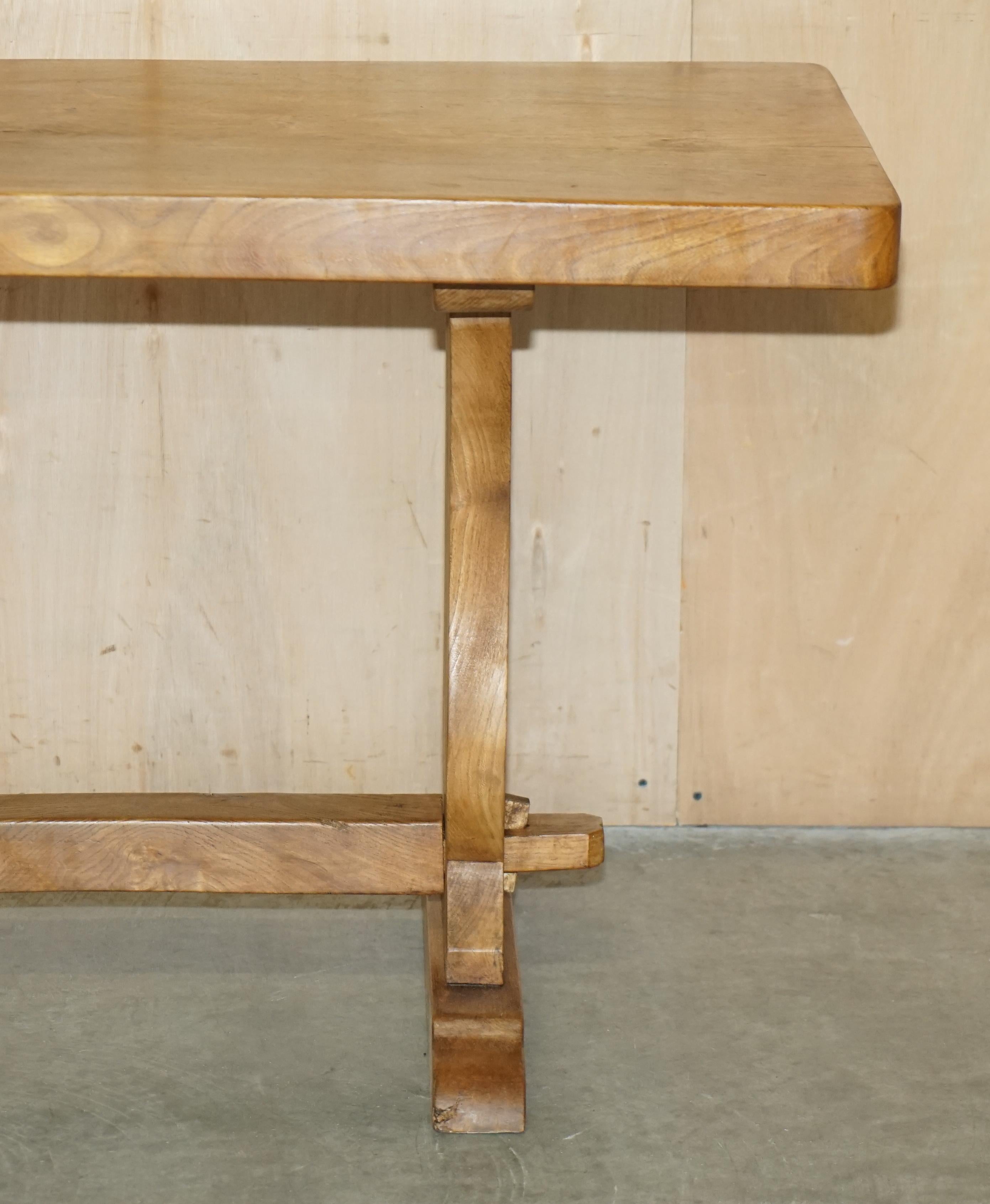 Chêne SUBLIME TABLE A DINER ANTiQUE ANGLAISE CIRCA 1880 CHÊNE BOURBEUX A UNE PLANCHE REFECTOIRE en vente