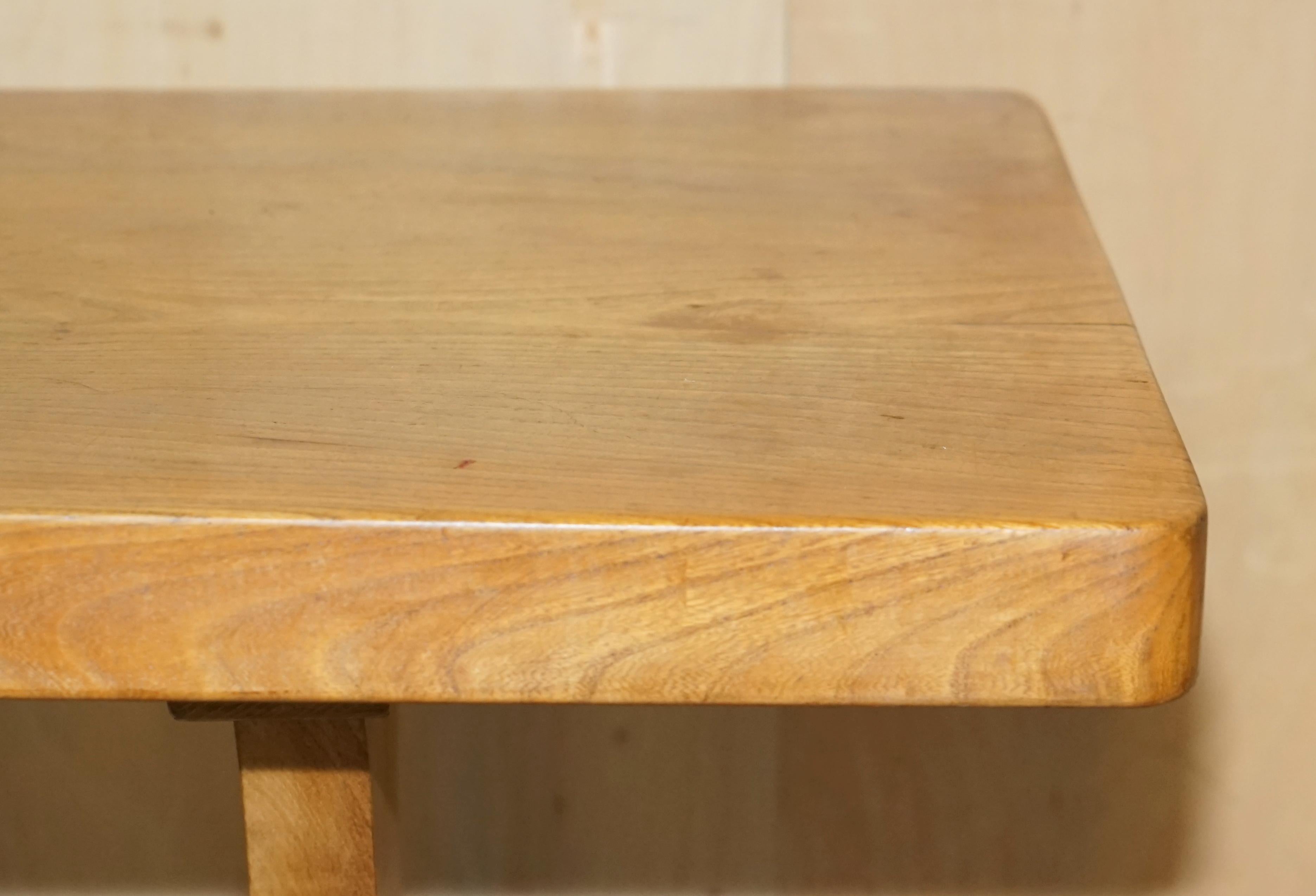 SUBLIME TABLE A DINER ANTiQUE ANGLAISE CIRCA 1880 CHÊNE BOURBEUX A UNE PLANCHE REFECTOIRE en vente 1