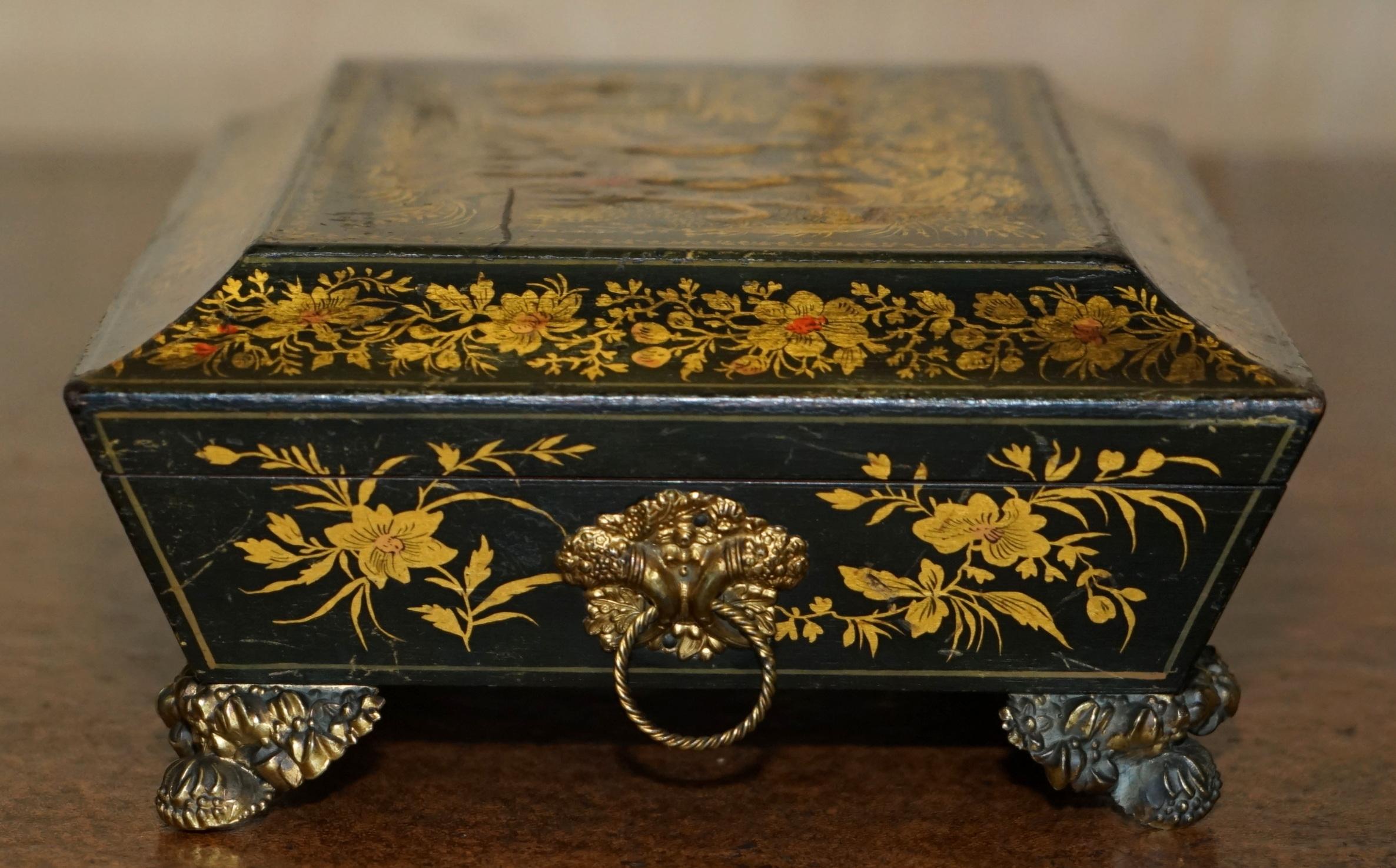 SUBLIME ANTIQUE ENGLiSH GEORGIAN 1820 CHINESE CHINOISERIE PENWORK JEWELLERY BOX For Sale 2