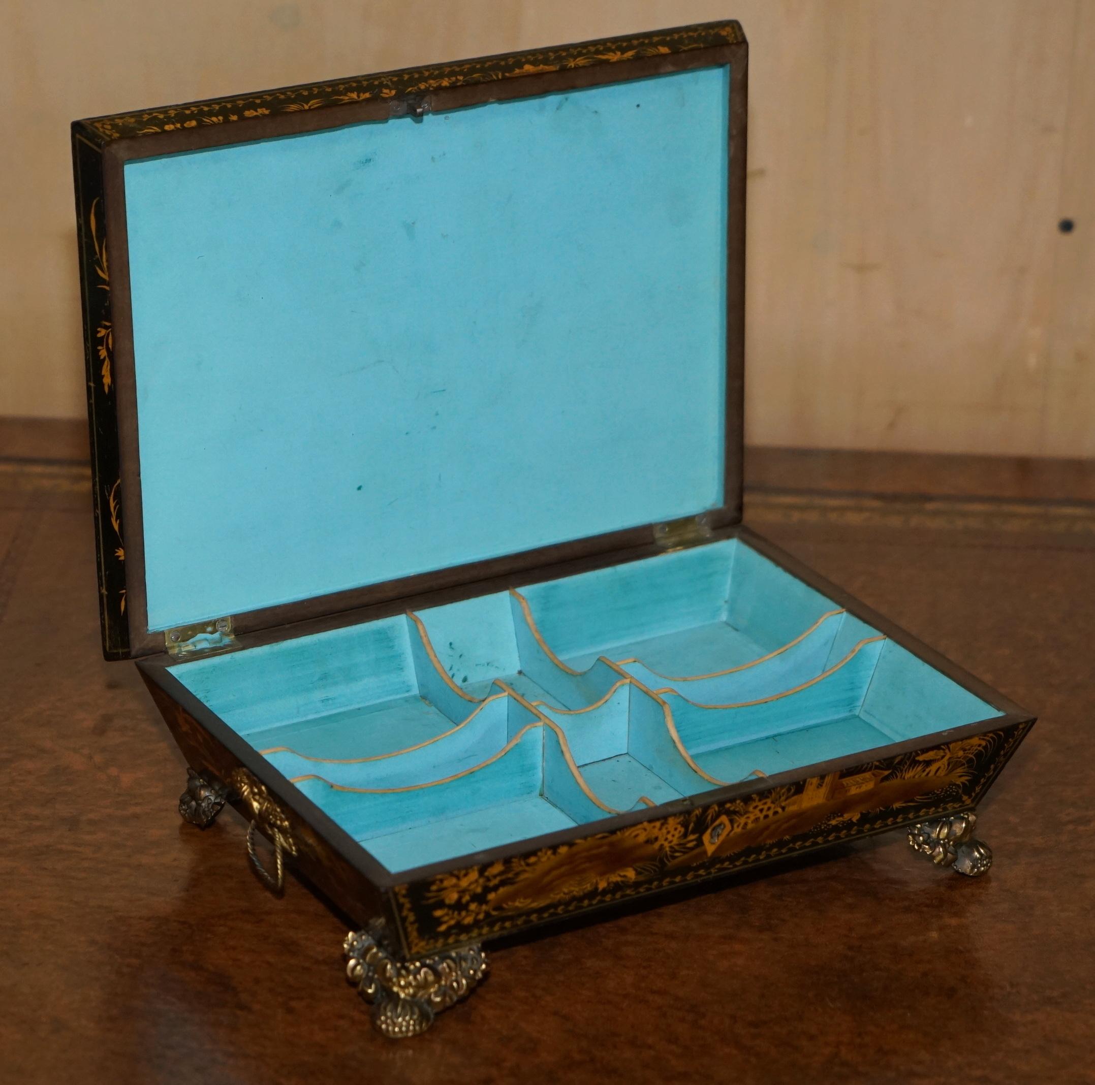SUBLIME ANTIQUE ENGLiSH GEORGIAN 1820 CHINESE CHINOISERIE PENWORK JEWELLERY BOX For Sale 6