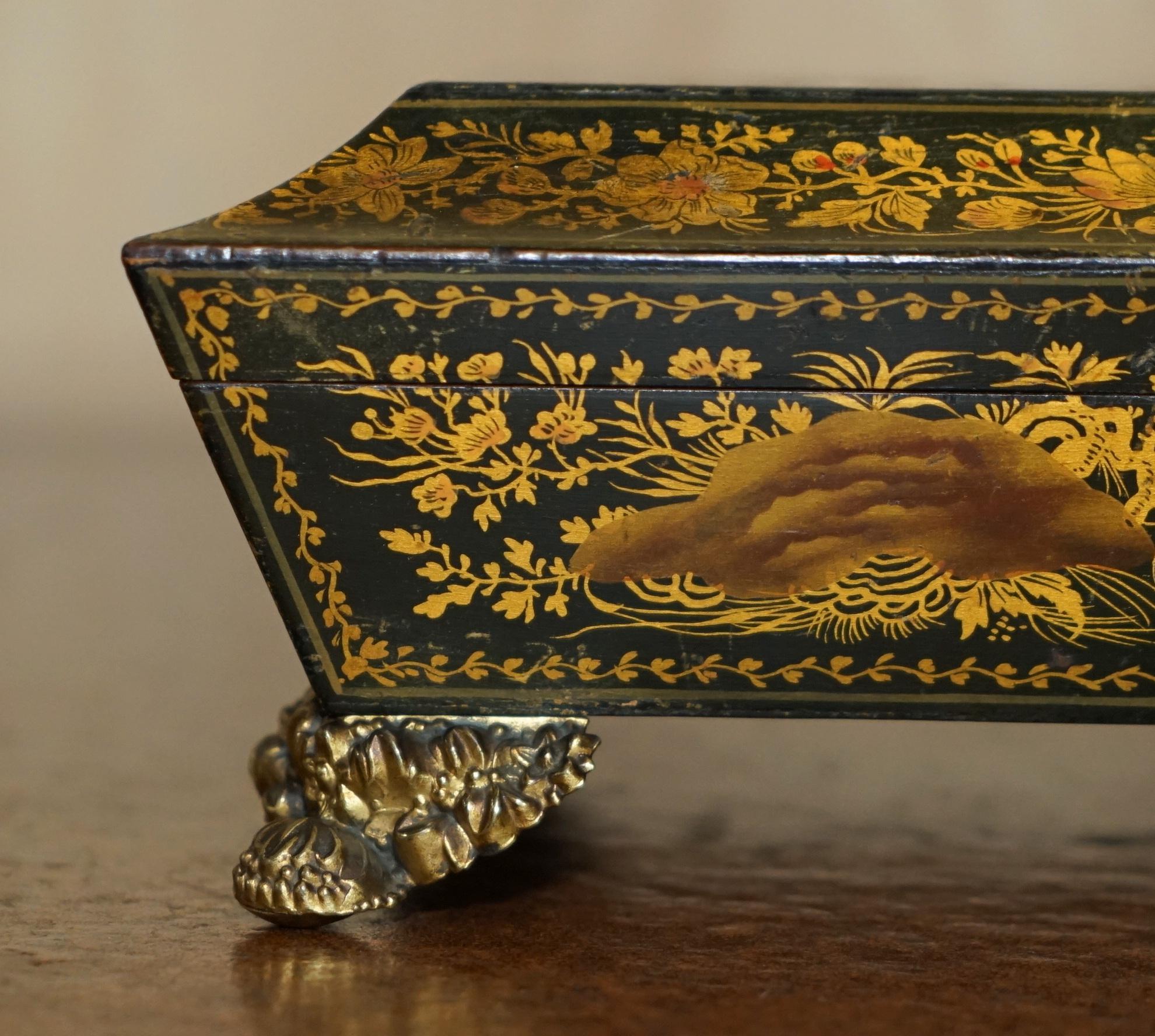 SUBLIME ANTIQUE ENGLiSH GEORGIAN 1820 CHINESE CHINOISERIE PENWORK JEWELLERY BOX For Sale 1