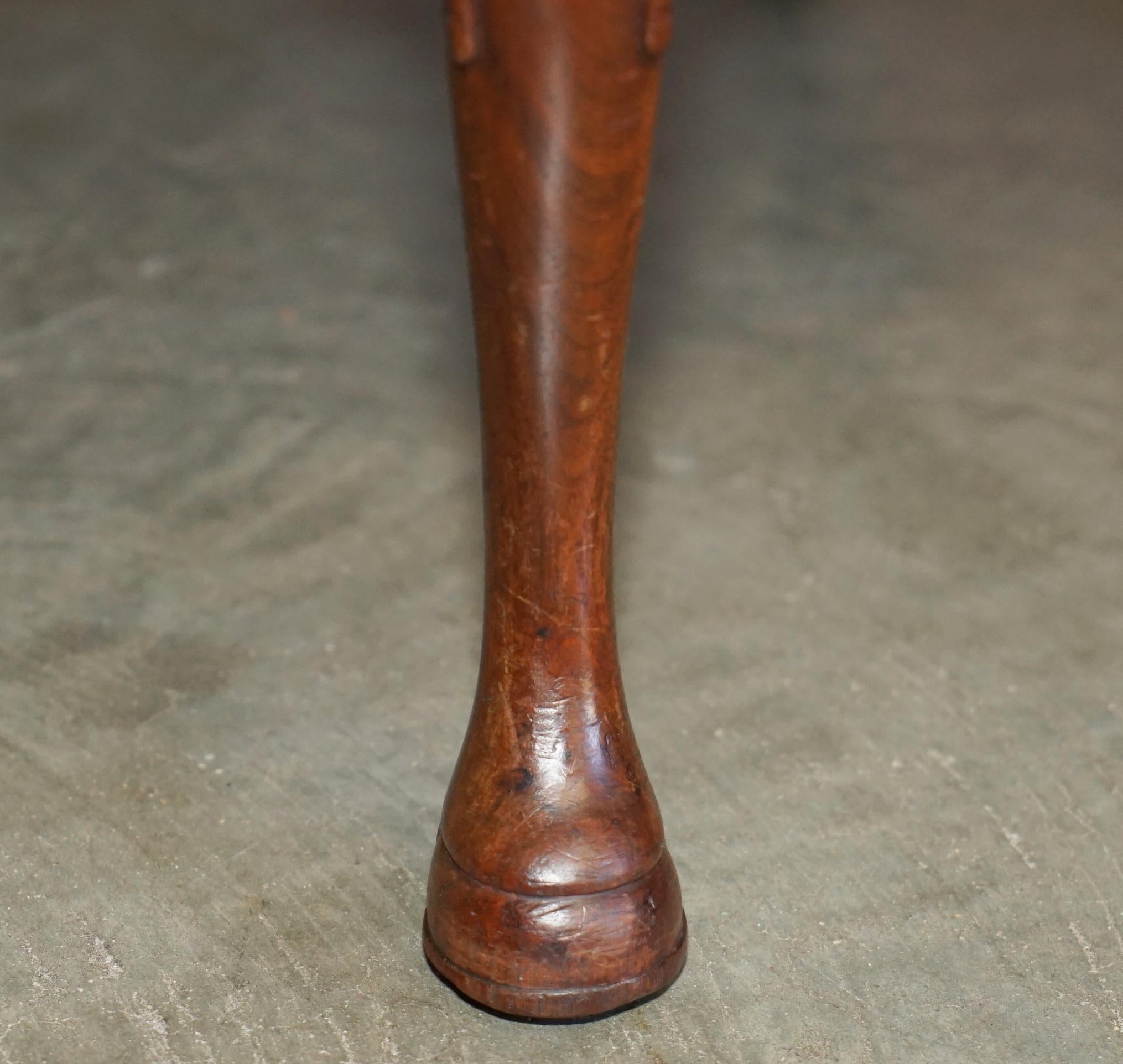 SUBLIME FAUTEUIL ANTiQUE HOWARD and SONS WILLIAM MORRIS EN BOIS DARDÉ en vente 6