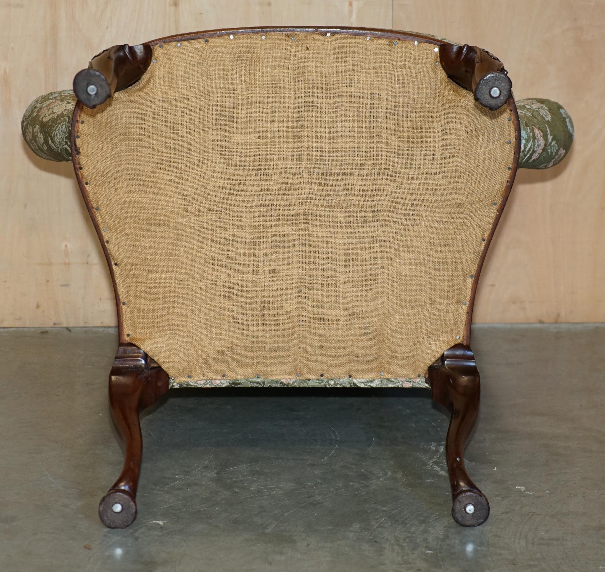 SUBLIME FAUTEUIL ANTiQUE HOWARD and SONS WILLIAM MORRIS EN BOIS DARDÉ en vente 11